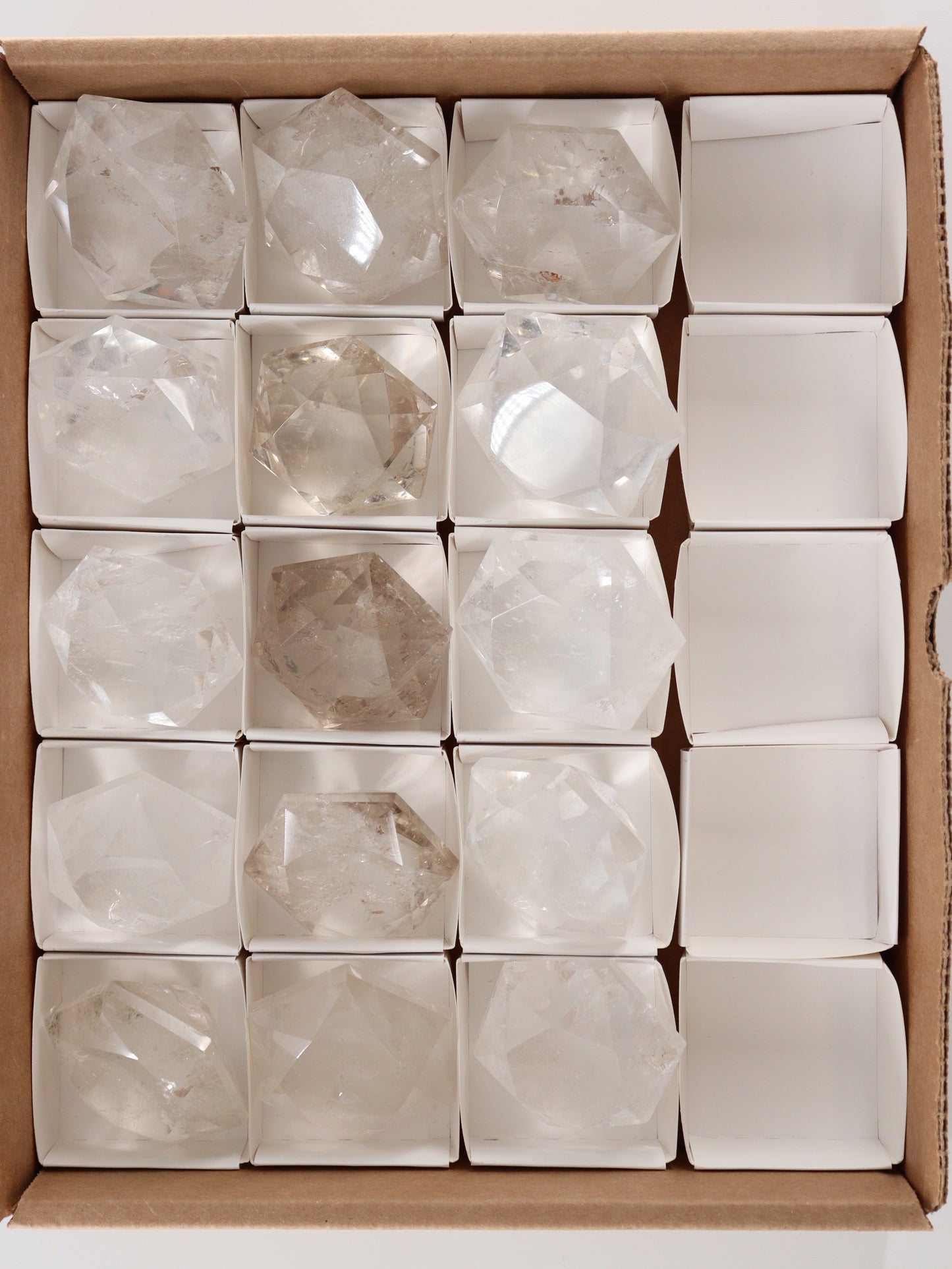 Quartz Freeform Flat - Expert Supplier of Wholesale Crystals & Bulk Gemstones