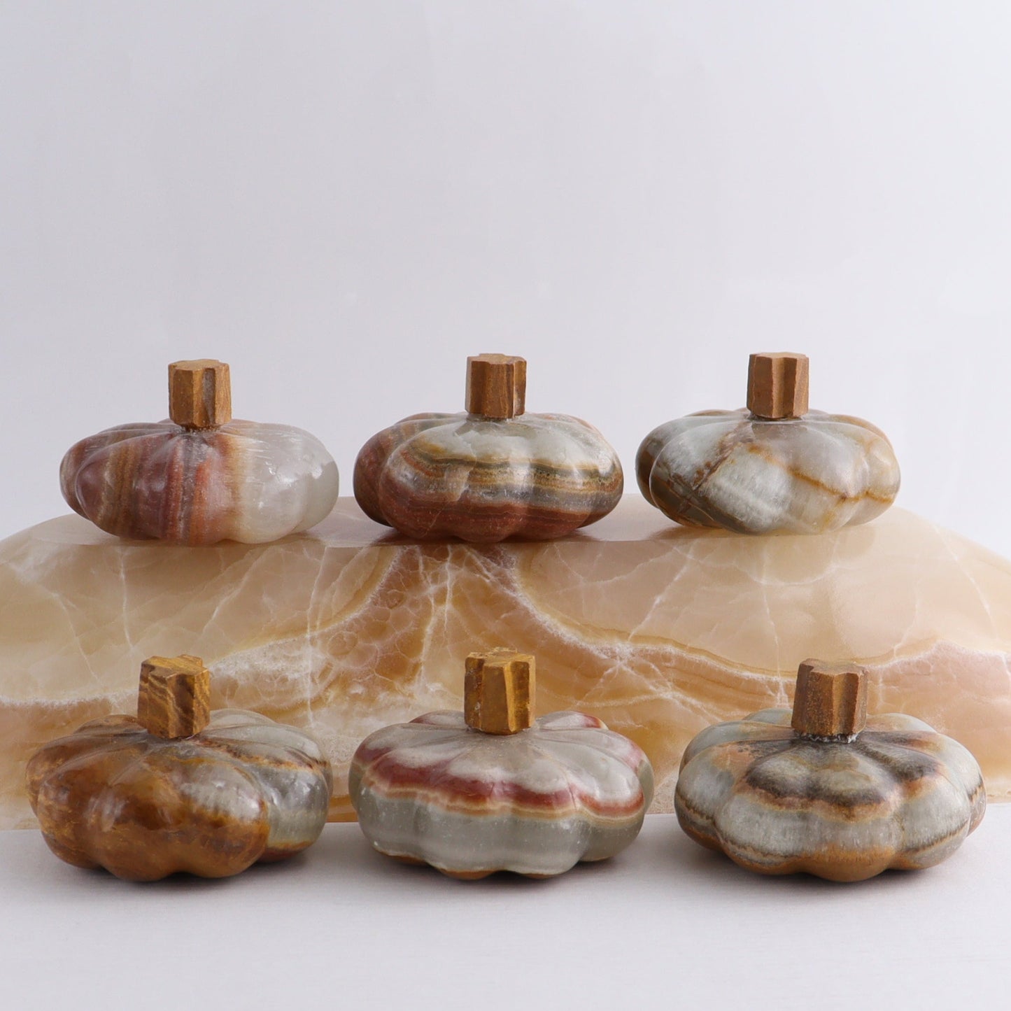 Green Onyx Pumpkins Set of 6 - Expert Wholesale and Supplier of Wholesale Crystals & Bulk Gemstones, ["Catalog Onyx","Mexico","onyx","Pumpkin"]