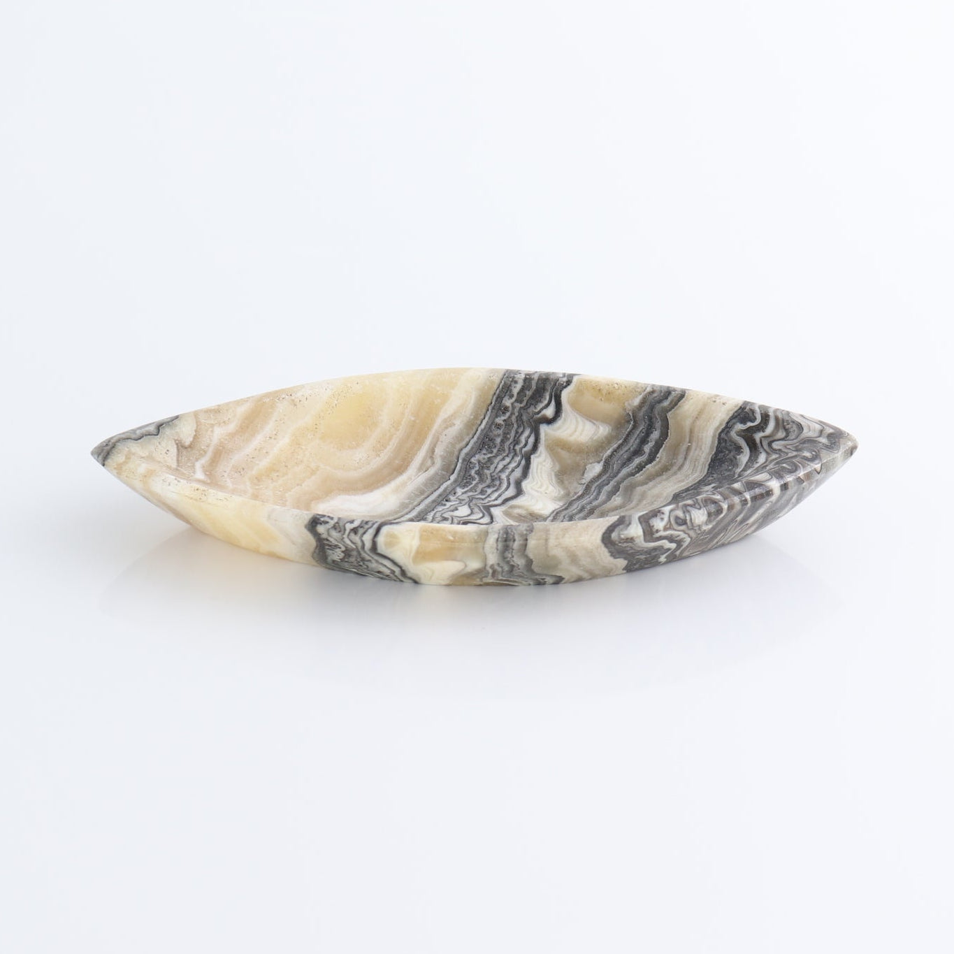 One Mexican Onyx/Calcite Black & Yellow Zebra Leaf Dish
