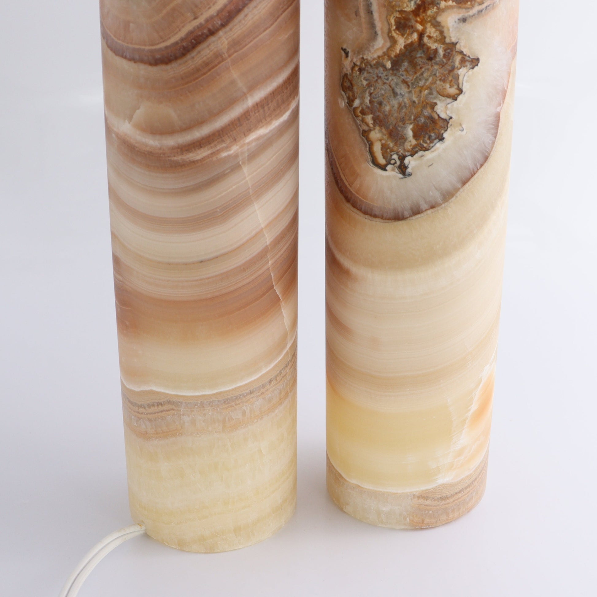 Onyx Lamps Set of 2 - Expert Wholesale and Supplier of Wholesale Crystals & Bulk Gemstones, ["Lamps","Mexico","onyx"]