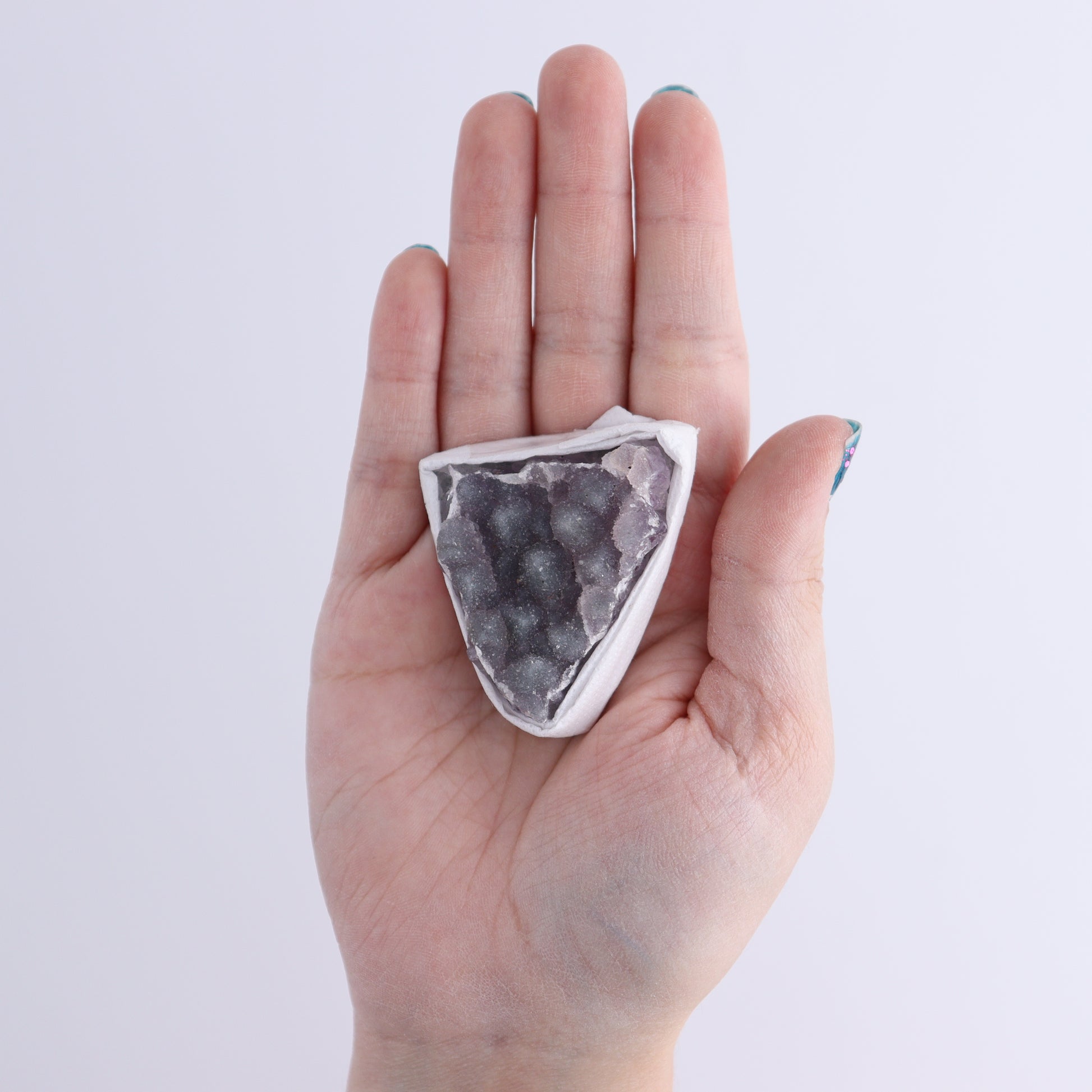Uruguay Rainbow Amethyst Clusters Flat of 15 - Expert Wholesale and Supplier of Wholesale Crystals & Bulk Gemstones, ["Amethyst","Clusters","Rainbow Amethyst","Sugar Rainbow Amethyst","Uruguay"]