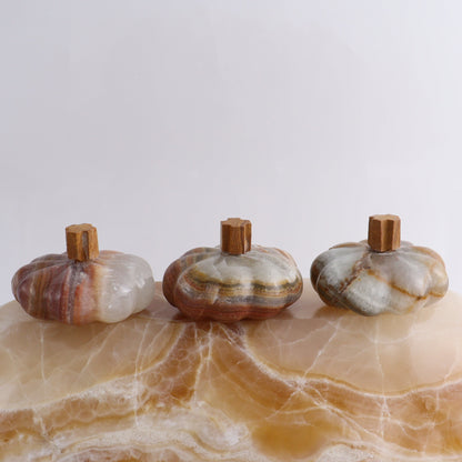 Green Onyx Pumpkins Set of 6 - Expert Wholesale and Supplier of Wholesale Crystals & Bulk Gemstones, ["Catalog Onyx","Mexico","onyx","Pumpkin"]