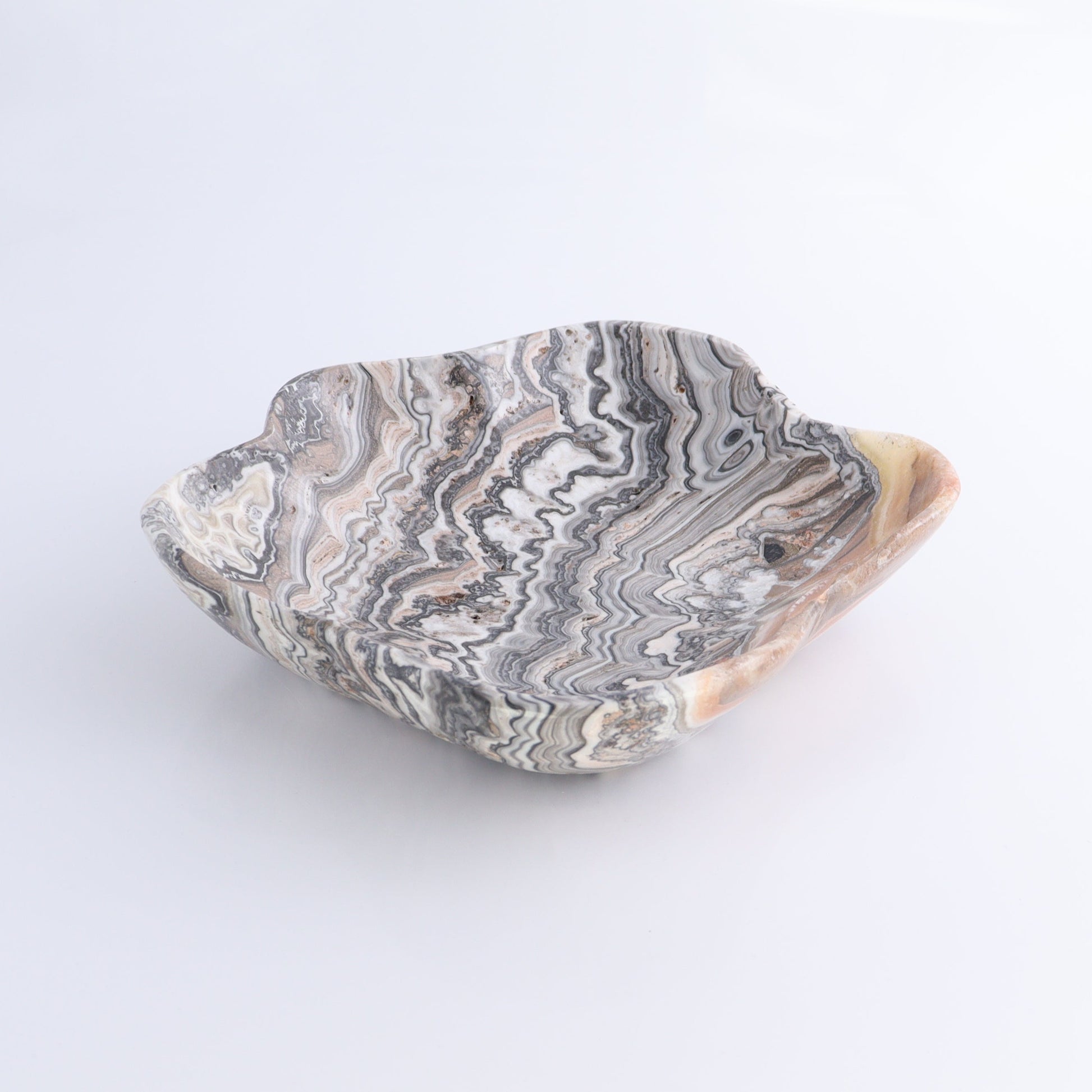 One Bowl Mexican Onyx/Calcite Black/White Zebra - Expert Wholesale and Supplier of Wholesale Crystals & Bulk Gemstones, ["bowl","Calcite","Catalog Onyx","Decorative Dish","Mexico","onyx"]