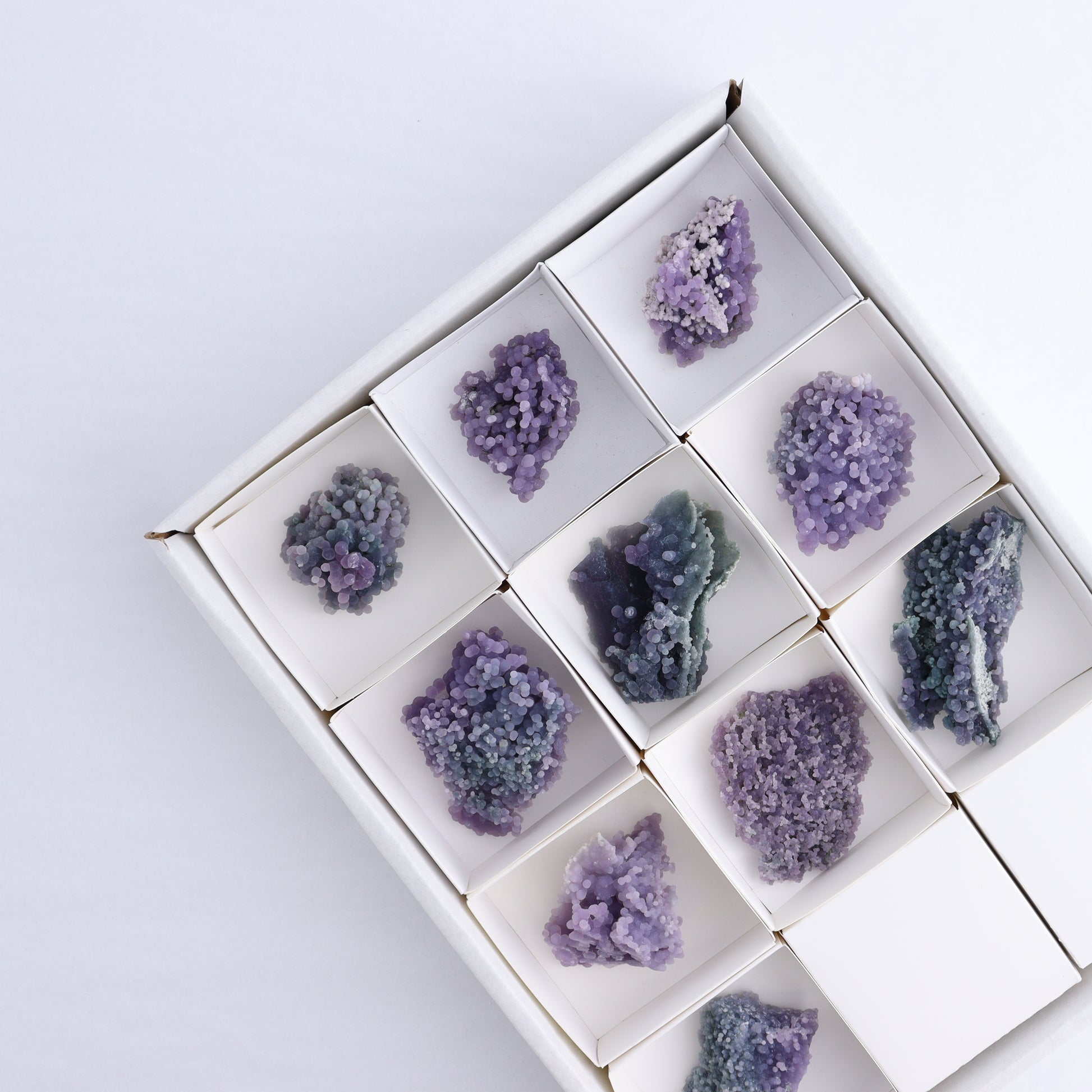 Grape Agate Cluster Set of 10 - Expert Wholesale and Supplier of Wholesale Crystals & Bulk Gemstones, ["Clusters","Grape agate","Indonesia"]
