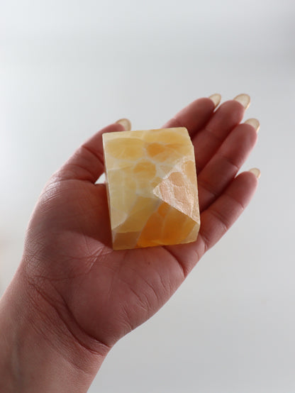 Calcite Cubes Set of 7 - Expert Wholesale and Supplier of Wholesale Crystals & Bulk Gemstones, []