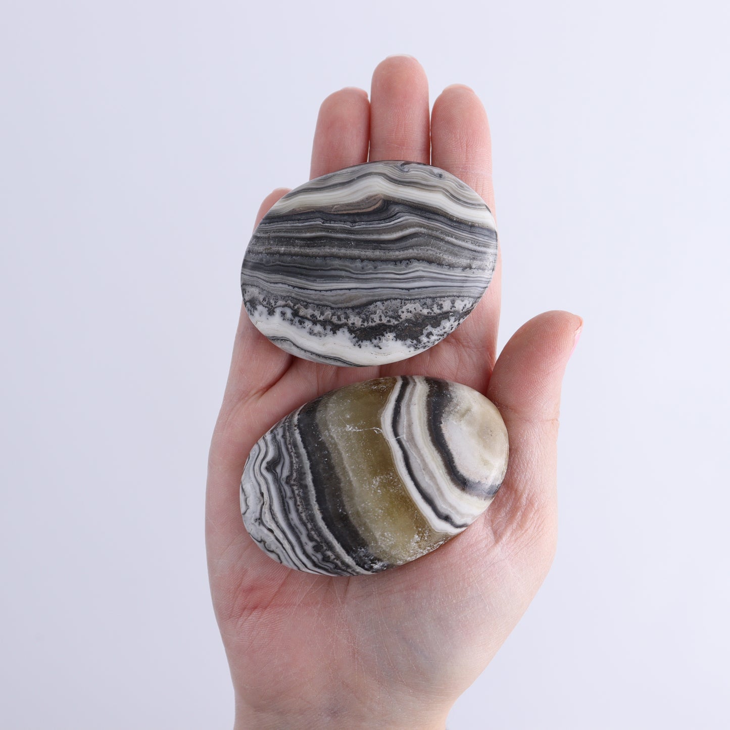 One Zebra Onyx Palm Stones 1 kg Set - Expert Wholesale and Supplier of Wholesale Crystals & Bulk Gemstones, ["Mexico","onyx","Palm Stones"]