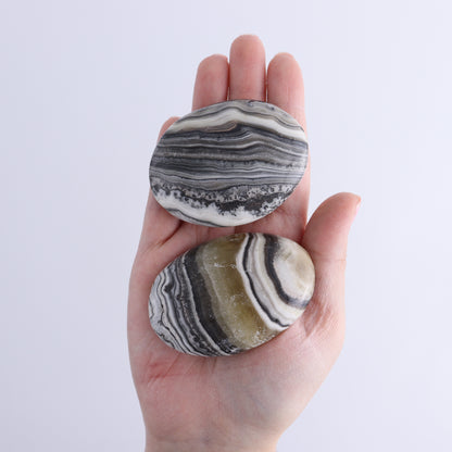 One Zebra Onyx Palm Stones 1 kg Set - Expert Wholesale and Supplier of Wholesale Crystals & Bulk Gemstones, ["Mexico","onyx","Palm Stones"]