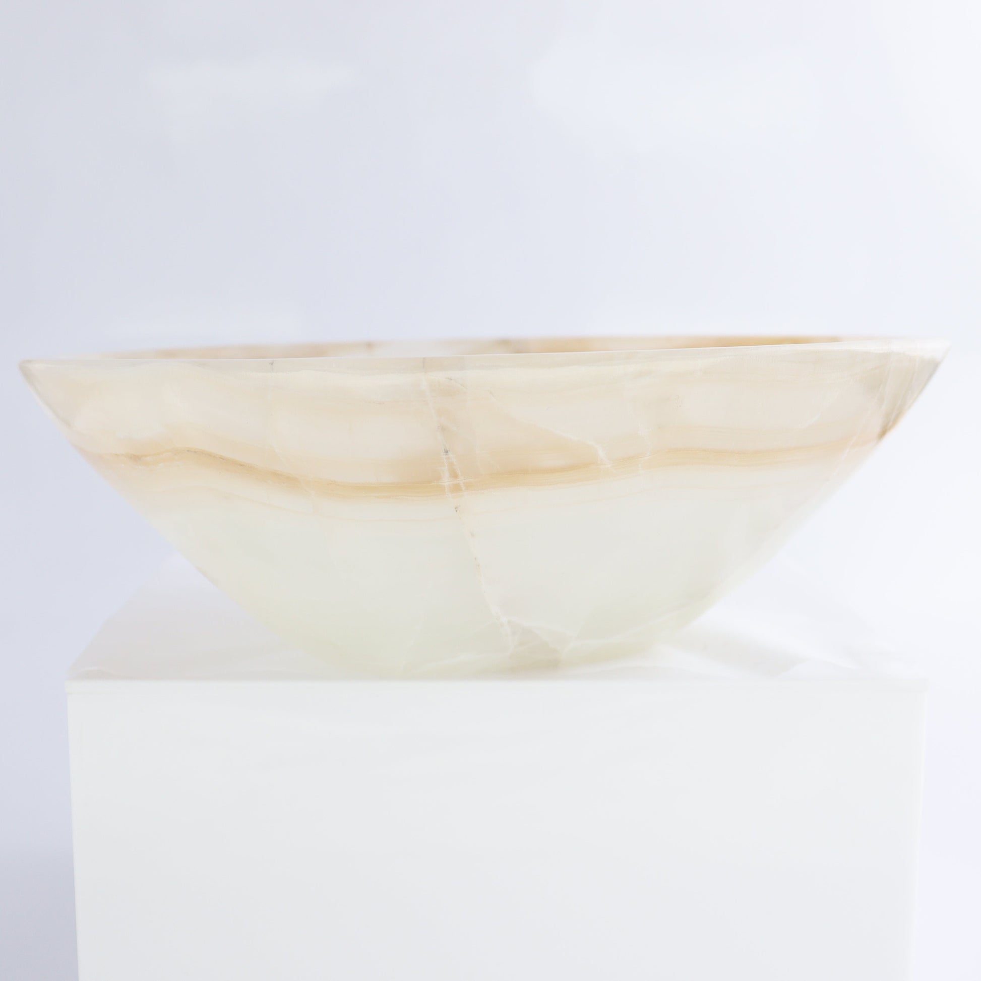 Onyx Bowl Set of 3 - Expert Wholesale and Supplier of Wholesale Crystals & Bulk Gemstones, ["Bowls","close_30","Mexico"]