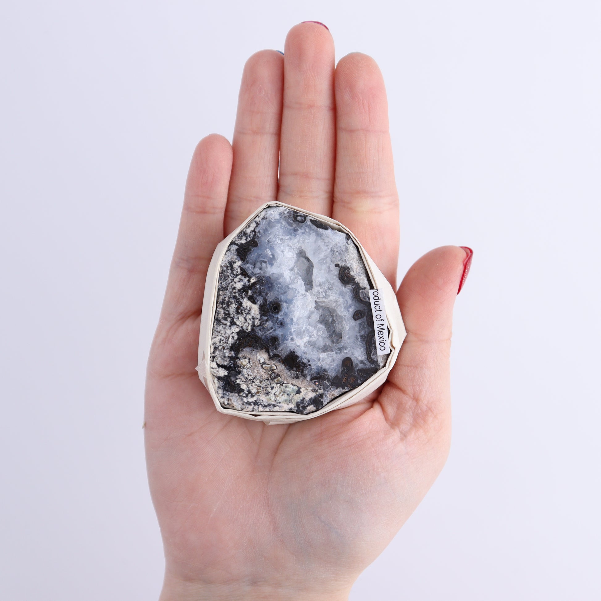Trancas Geodes Set of 12 - Expert Wholesale and Supplier of Wholesale Crystals & Bulk Gemstones, ["flat","Flats","Geodes","Trancas"]