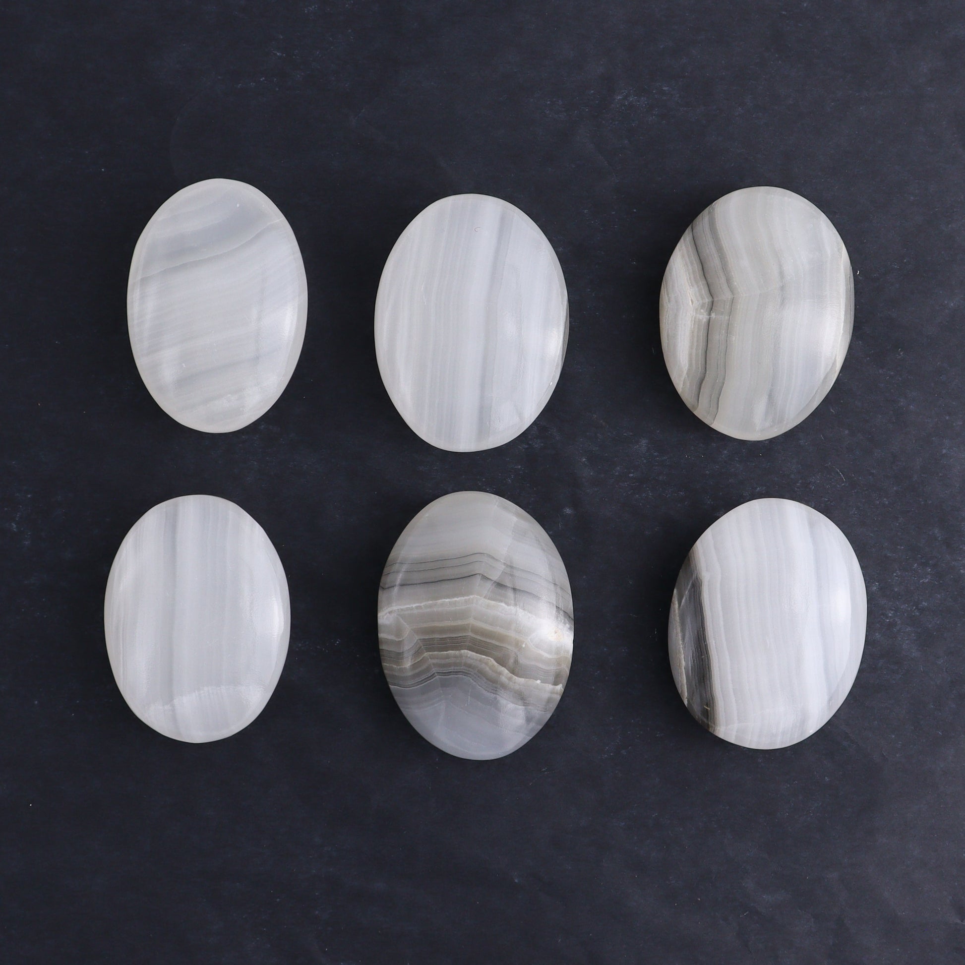 Onyx Palm Stones 1 kg Set - Expert Wholesale and Supplier of Wholesale Crystals & Bulk Gemstones, ["Mexico","onyx","Palm Stones"]