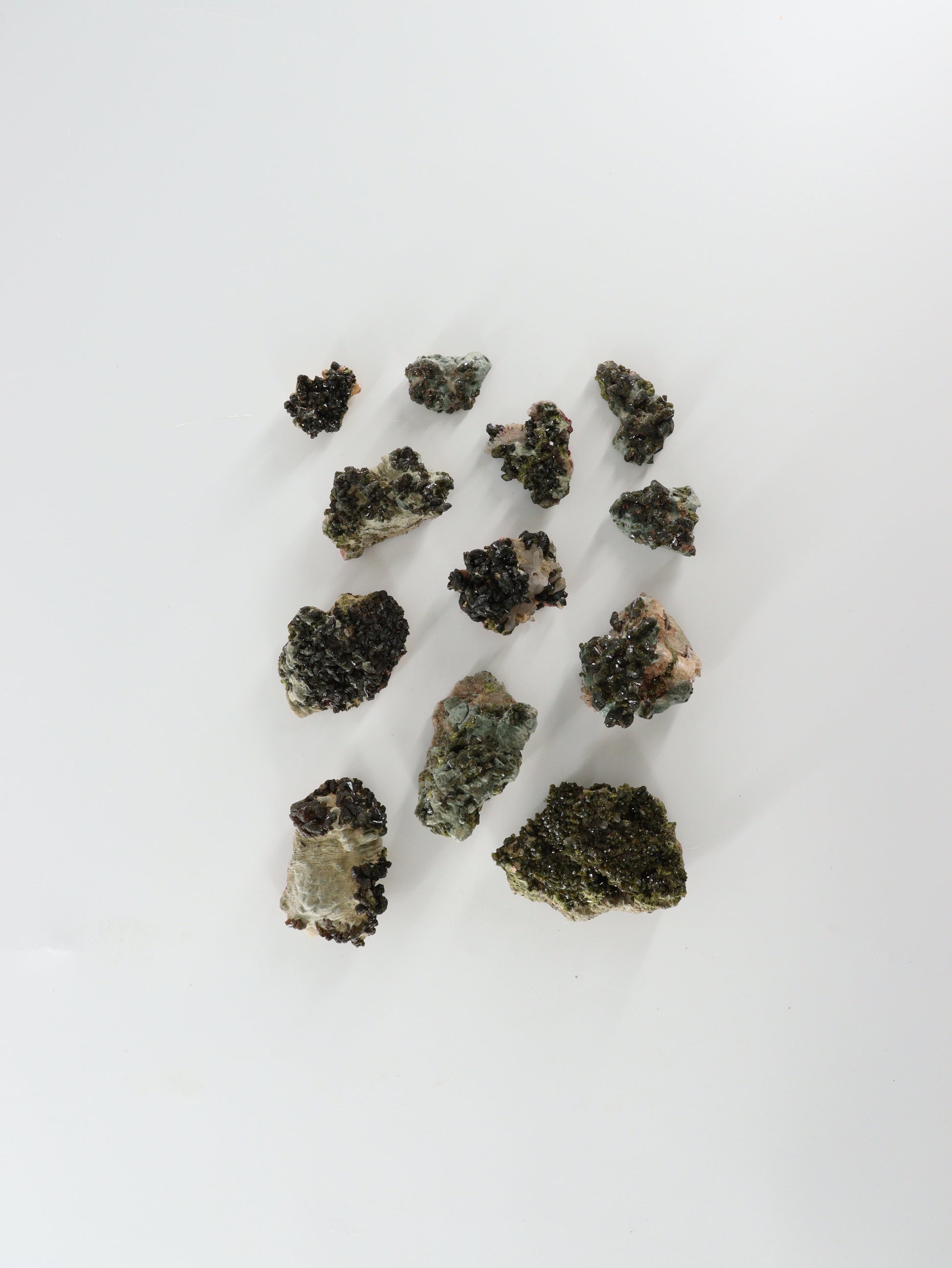 Moroccan Epidote - Expert Wholesale and Supplier of Wholesale Crystals & Bulk Gemstones, ["close_30"]
