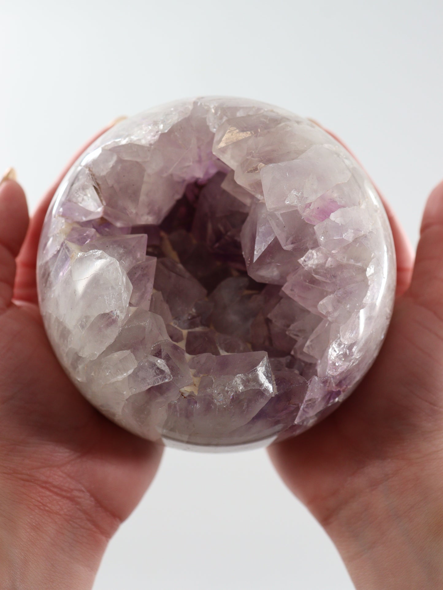 Amethyst Sphere - Expert Supplier of Wholesale Crystals & Bulk Gemstones