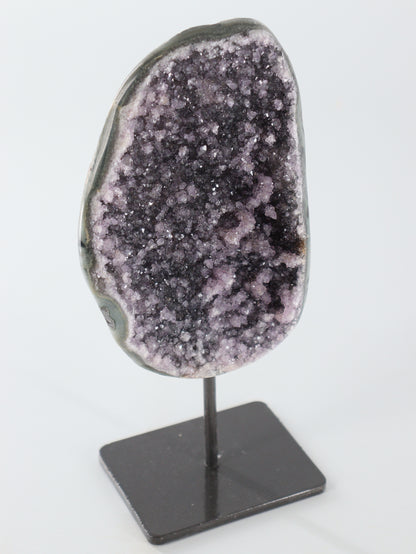 Amethyst On Pin - Expert Supplier of Wholesale Crystals & Bulk Gemstones