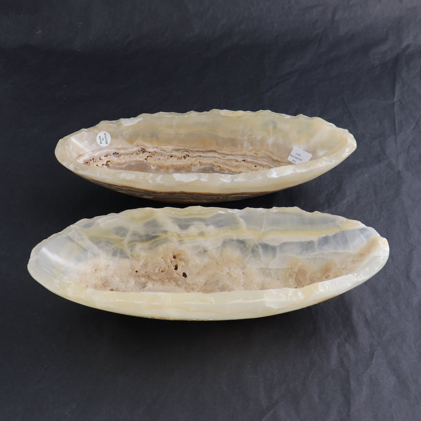 One Mexican Onyx/Calcite Porous Small Canoe Bowl