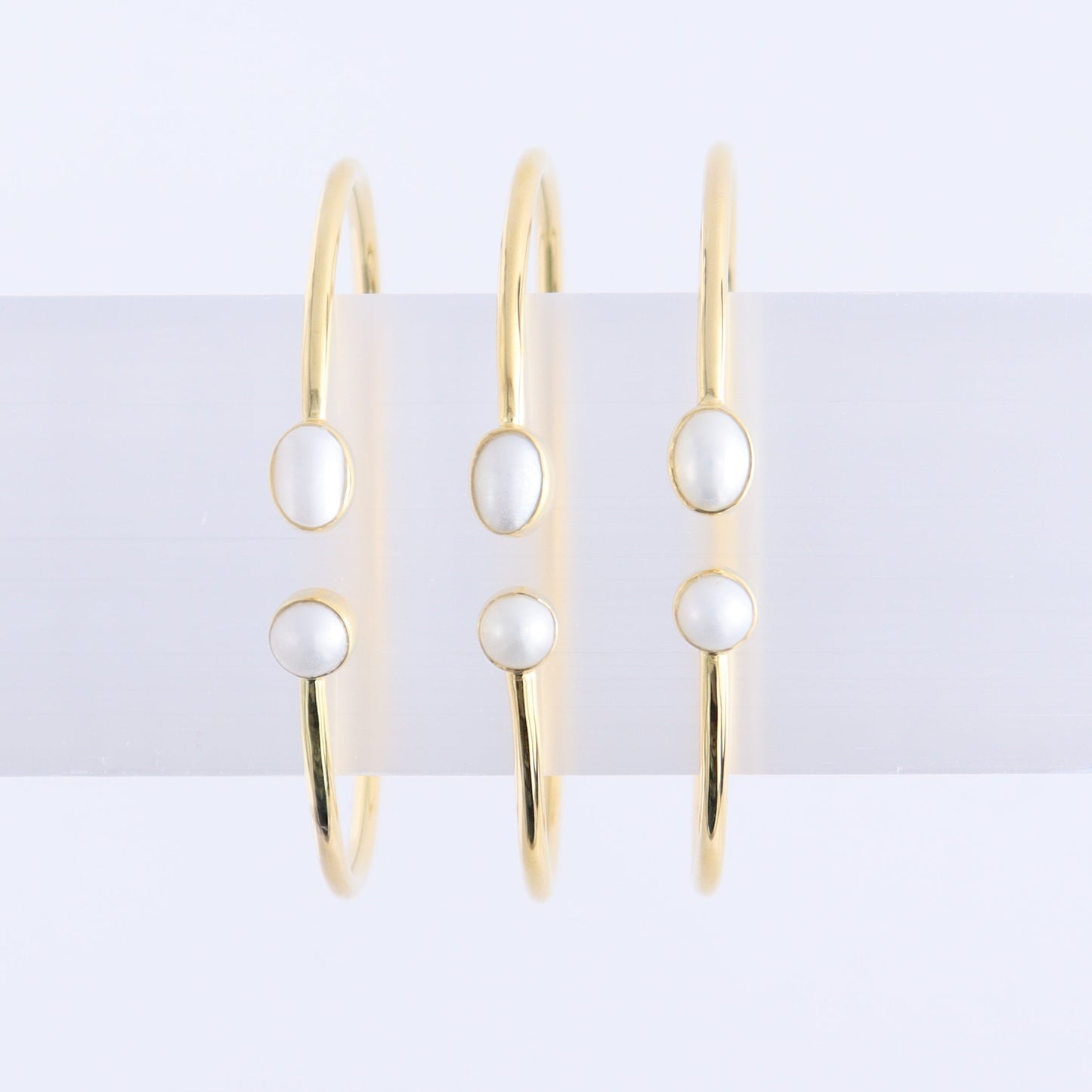 One Pearl Bracelet - Expert Wholesale and Supplier of Wholesale Crystals & Bulk Gemstones, ["Bracelet","bracelets","pearl"]