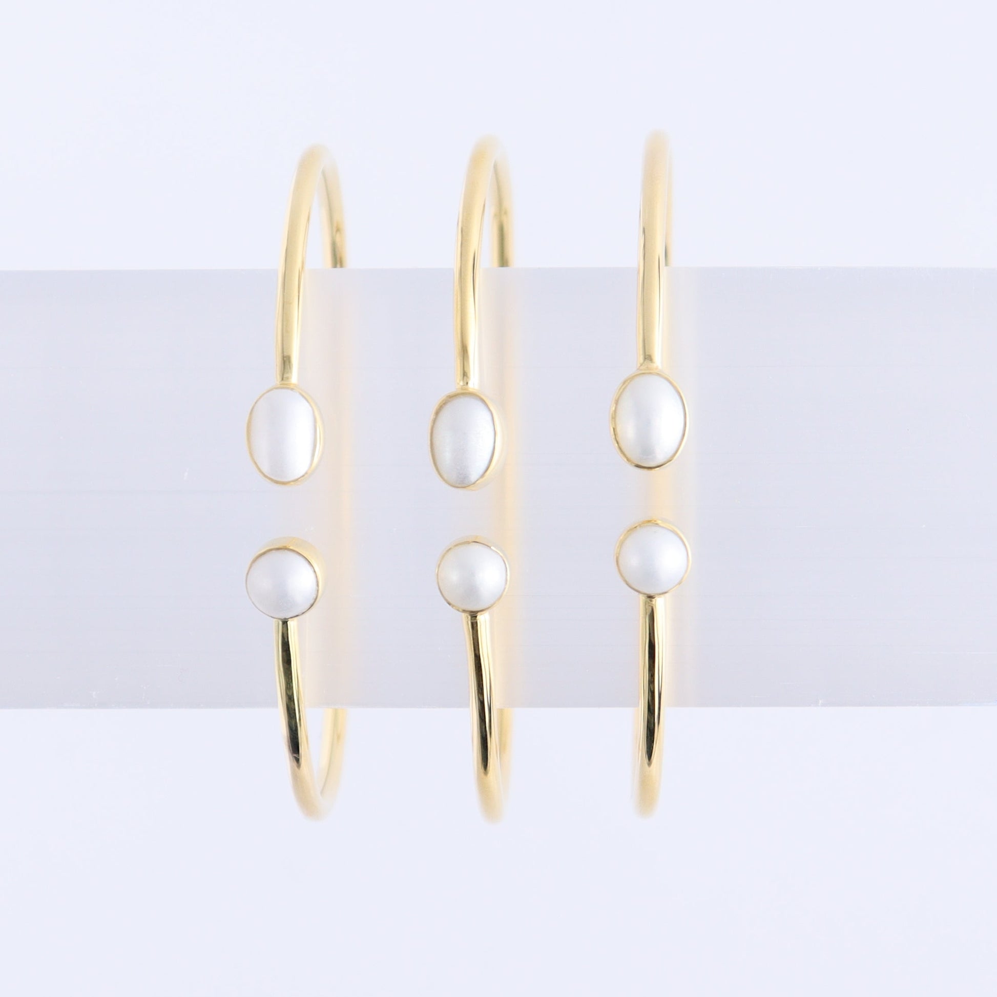 One Pearl Bracelet - Expert Wholesale and Supplier of Wholesale Crystals & Bulk Gemstones, ["Bracelet","bracelets","pearl"]