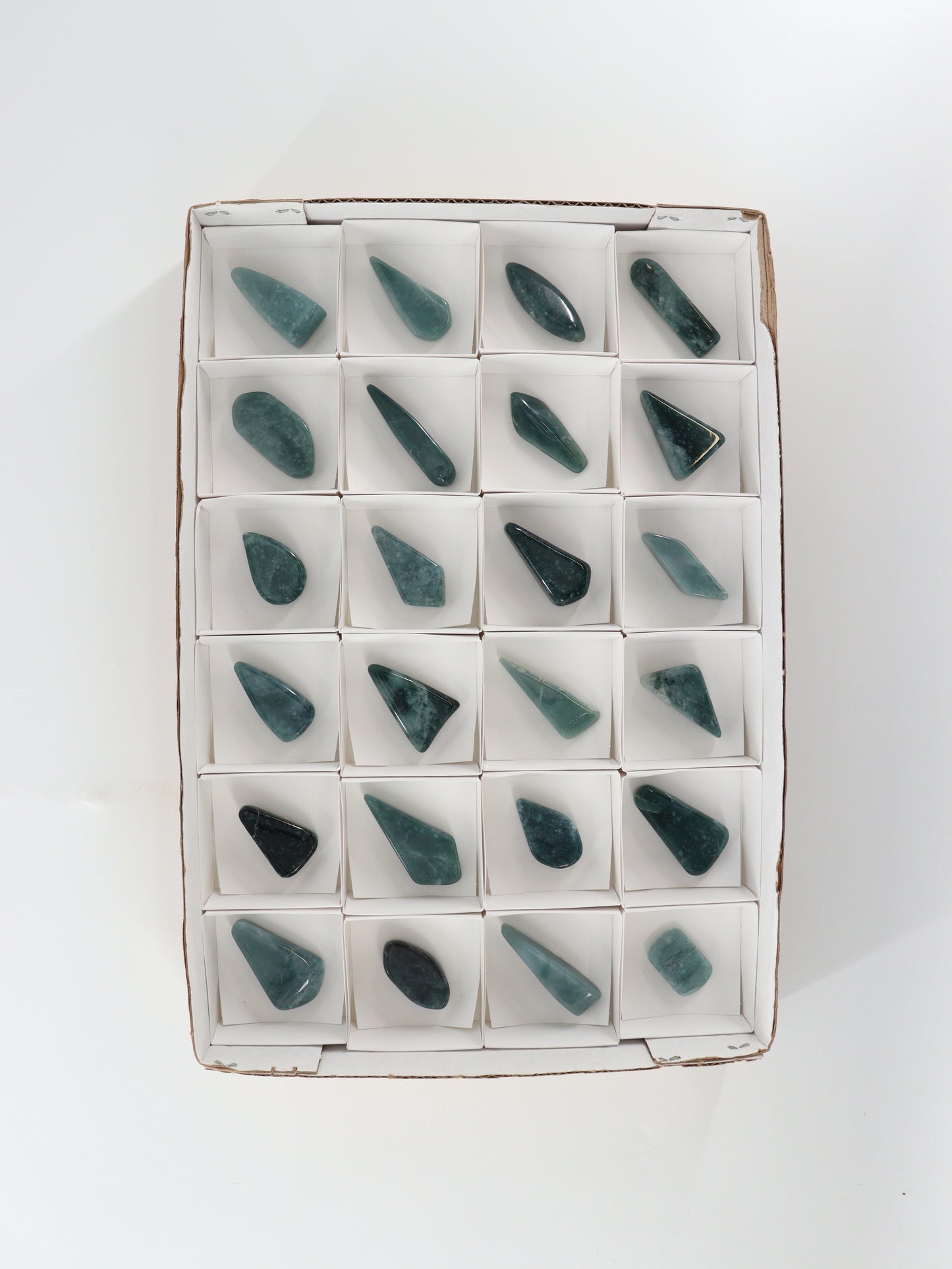 Jadeite Flat Set of 24