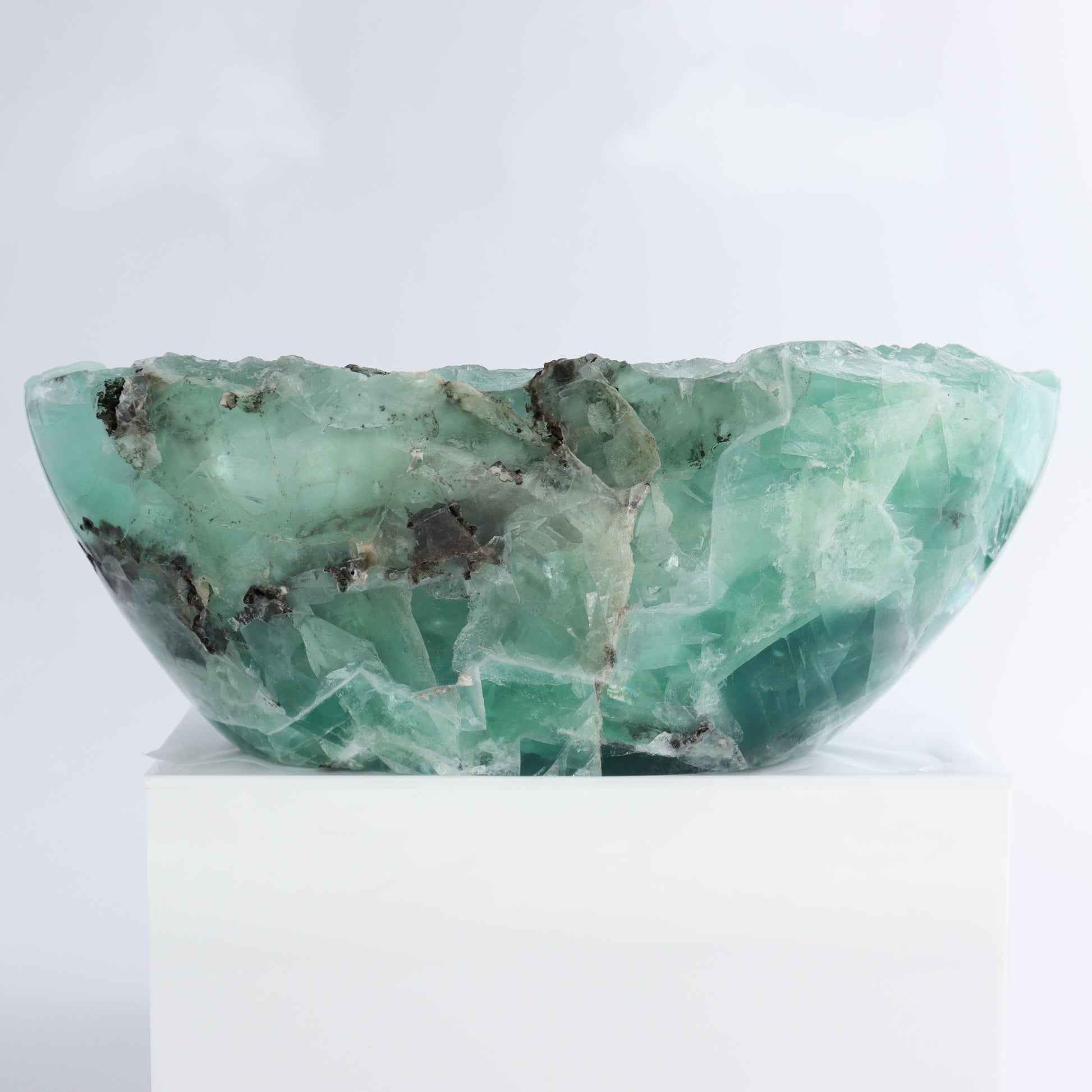 Fluorite Bowl - Expert Wholesale and Supplier of Wholesale Crystals & Bulk Gemstones, ["Bowls","Fluorite","Mexico"]