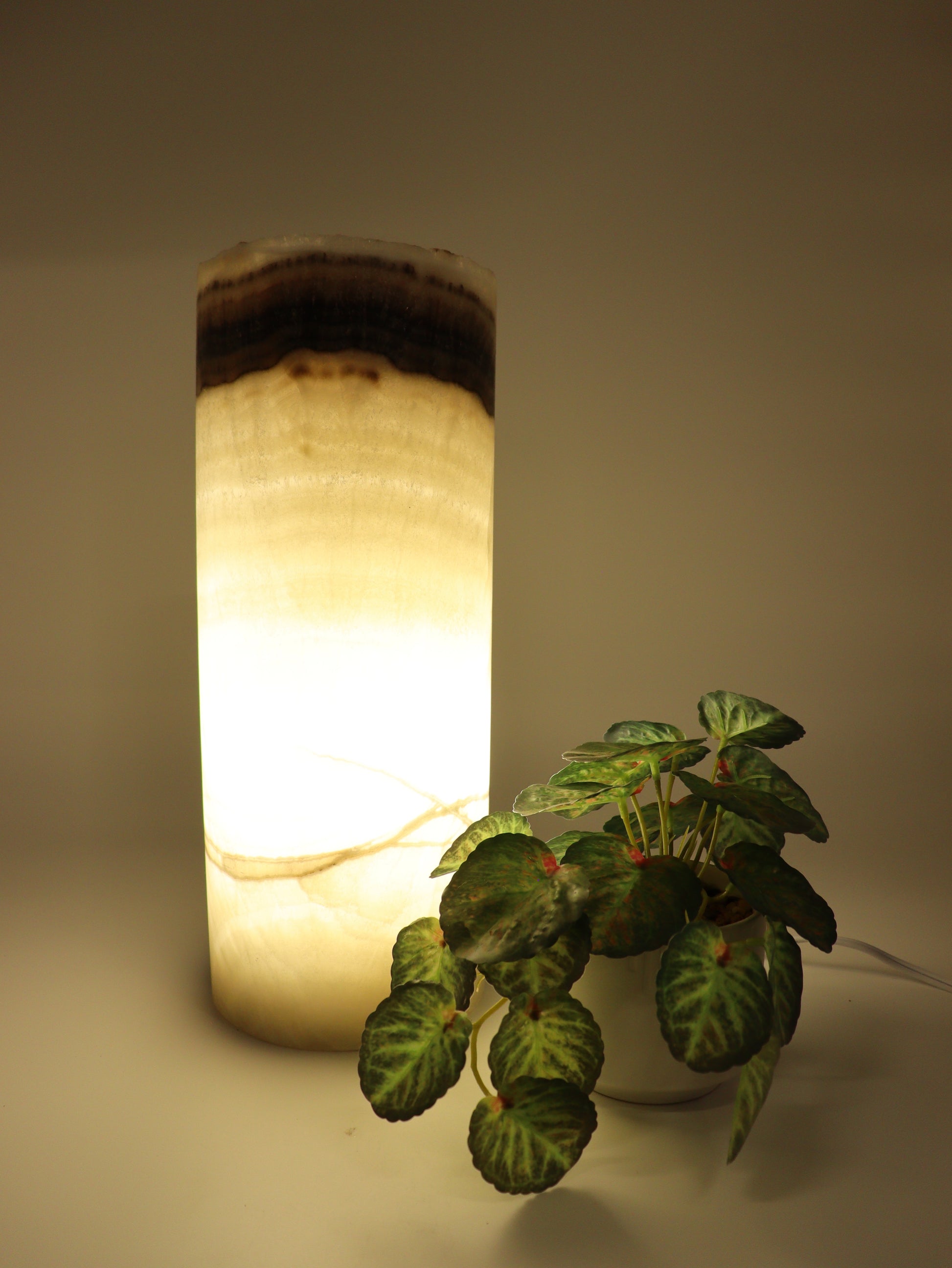 Onyx Lamp - Expert Wholesale and Supplier of Wholesale Crystals & Bulk Gemstones, []
