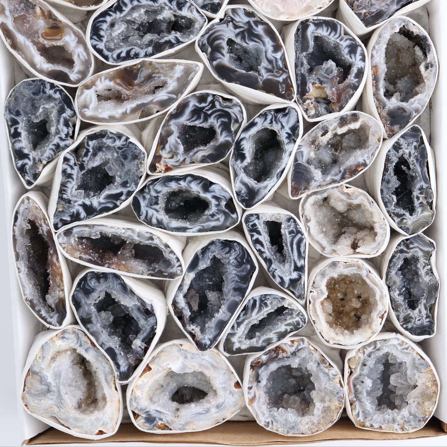 Agate Geodes Flat - Expert Wholesale and Supplier of Wholesale Crystals & Bulk Gemstones, ["Agate","Geodes"]