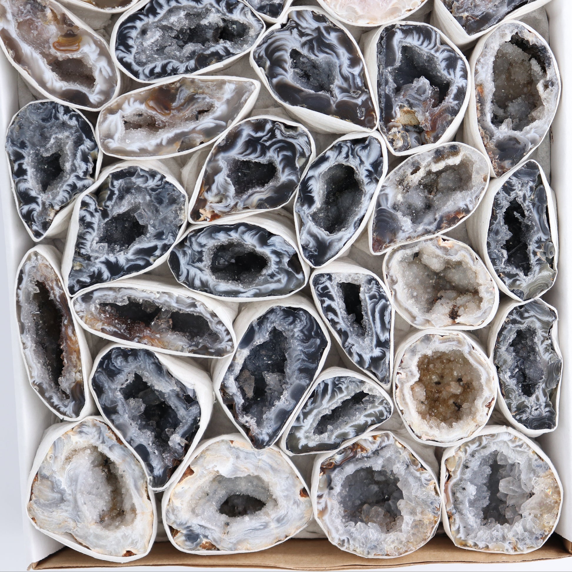 Agate Geodes Flat - Expert Wholesale and Supplier of Wholesale Crystals & Bulk Gemstones, ["Agate","Geodes"]