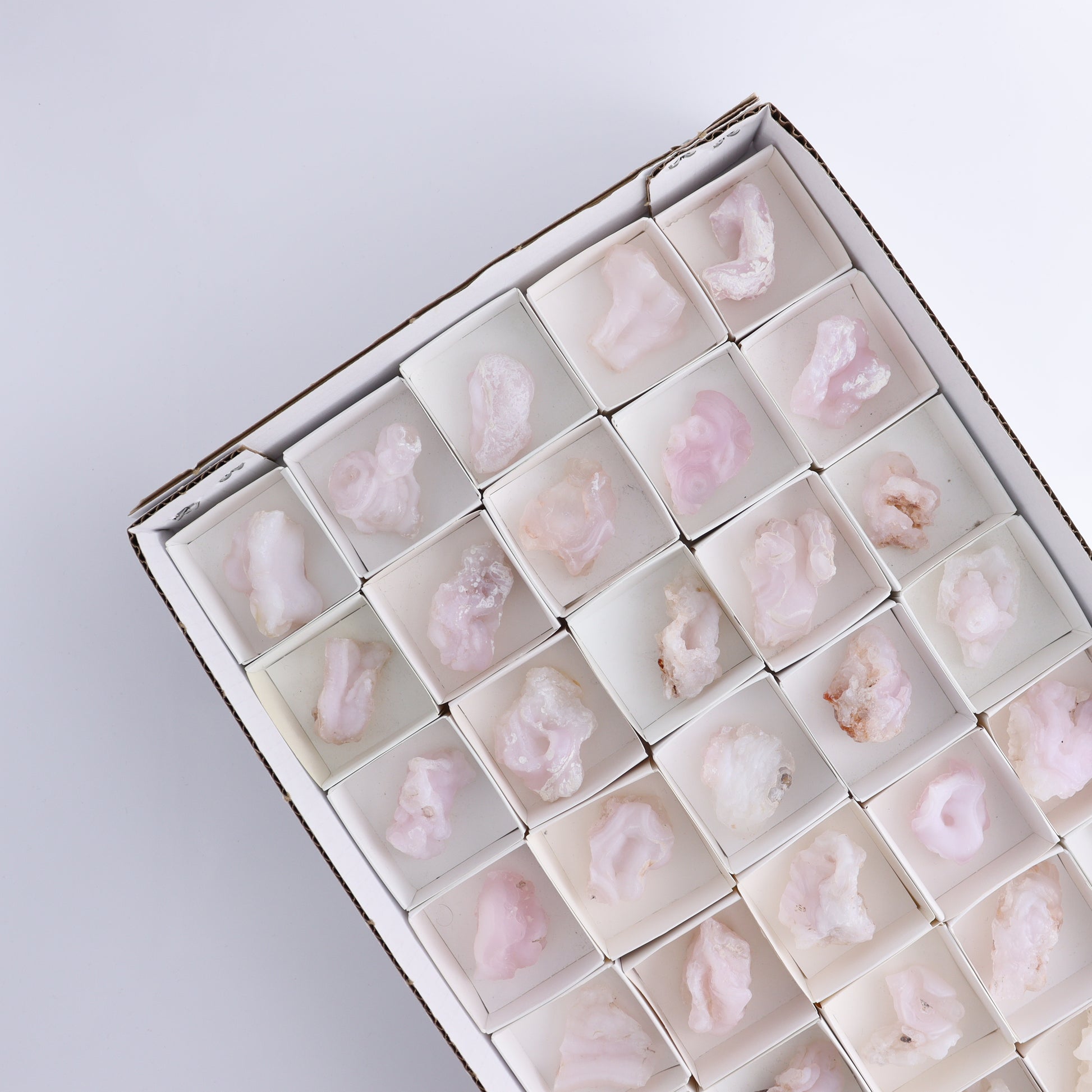 Chalcedony Clusters Set of 35 - Expert Wholesale and Supplier of Wholesale Crystals & Bulk Gemstones, ["Chalcedony","Clusters","Flats"]