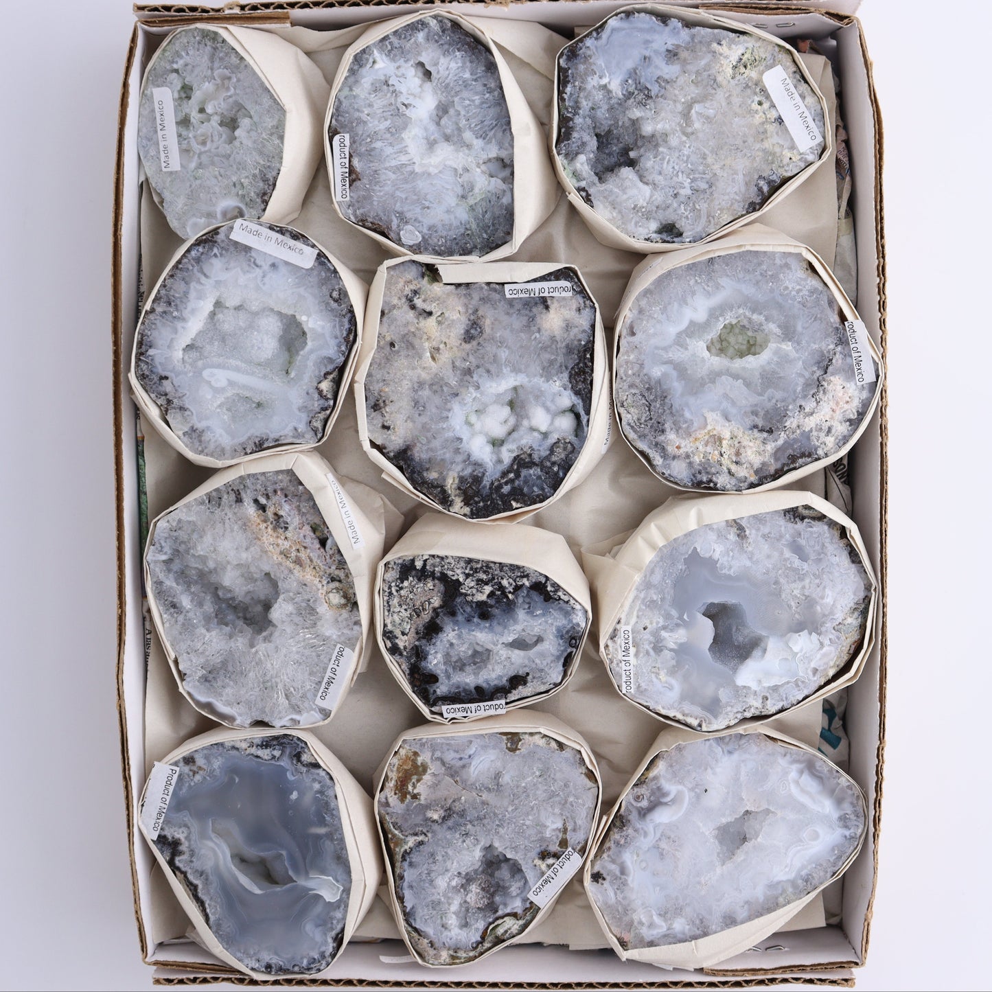 Trancas Geodes Set of 12 - Expert Wholesale and Supplier of Wholesale Crystals & Bulk Gemstones, ["flat","Flats","Geodes","Trancas"]