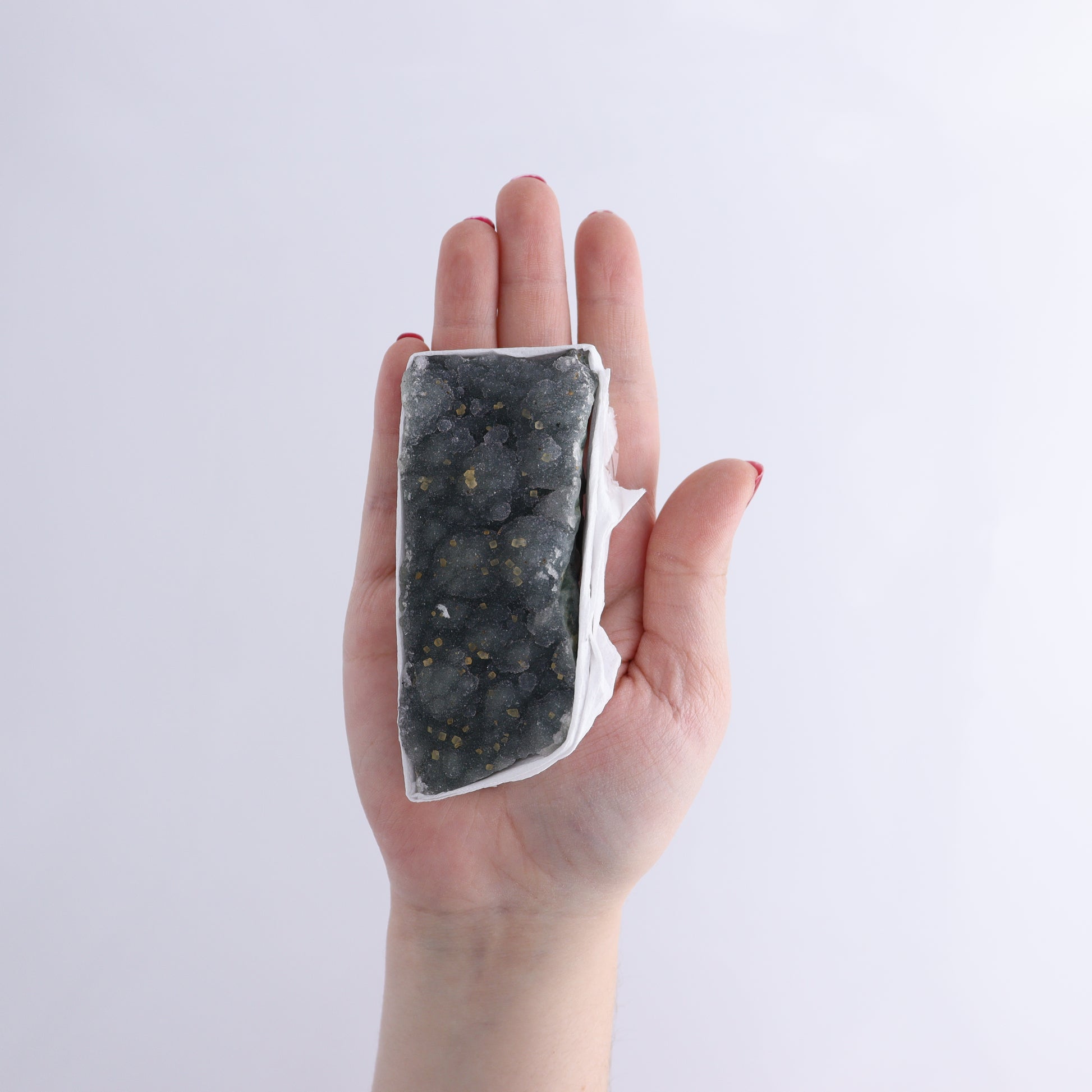 Uruguay Rainbow Amethyst Clusters Flat of 13 - Expert Wholesale and Supplier of Wholesale Crystals & Bulk Gemstones, ["Amethyst","Clusters","Rainbow Amethyst","Sugar Rainbow Amethyst","Uruguay"]