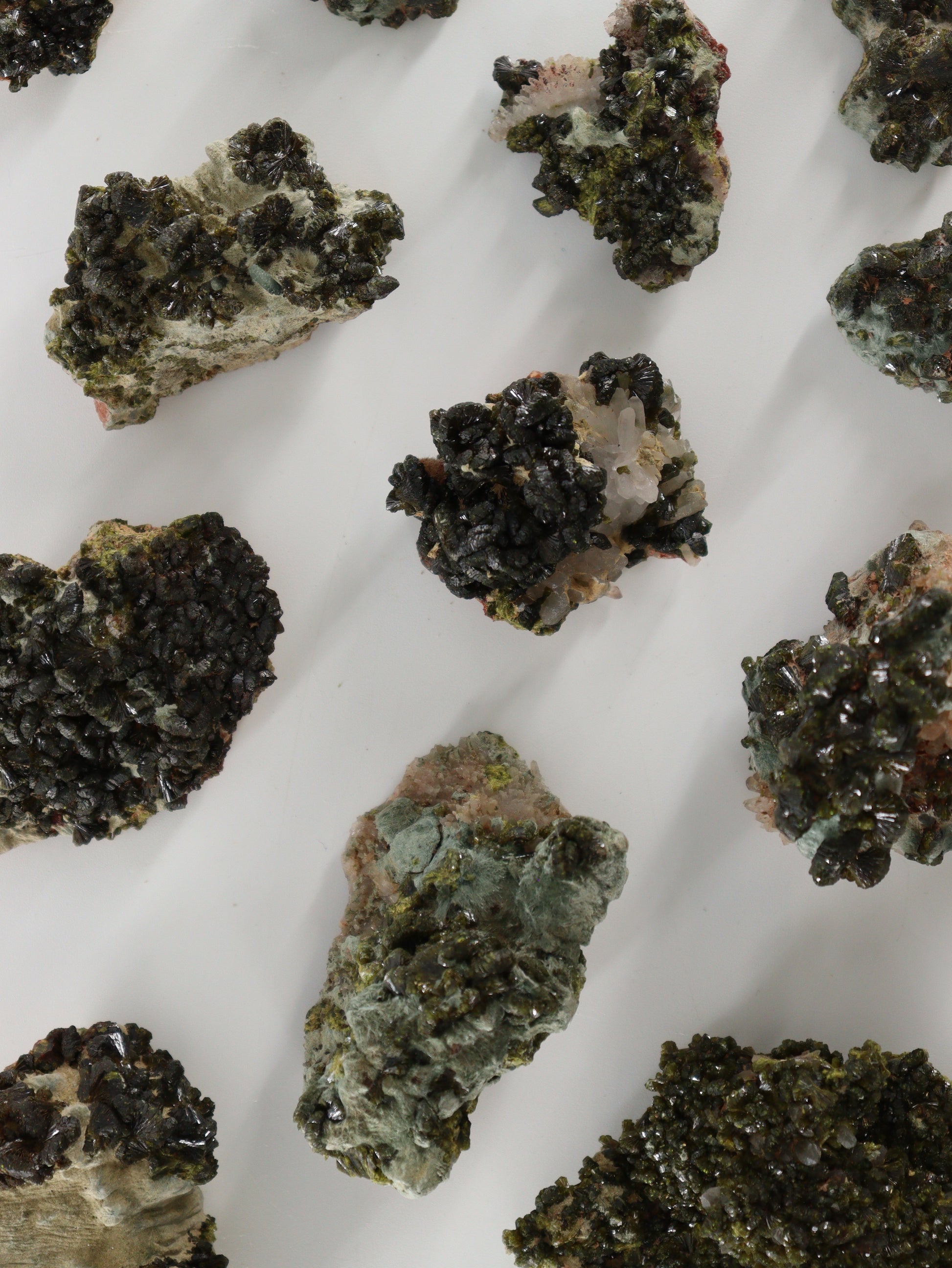 Moroccan Epidote - Expert Wholesale and Supplier of Wholesale Crystals & Bulk Gemstones, ["close_30"]