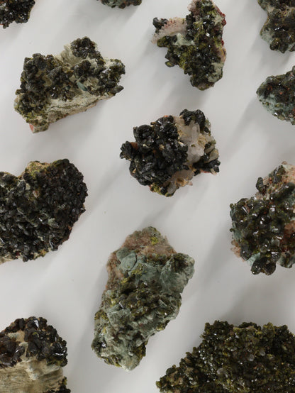 Moroccan Epidote - Expert Wholesale and Supplier of Wholesale Crystals & Bulk Gemstones, ["close_30"]