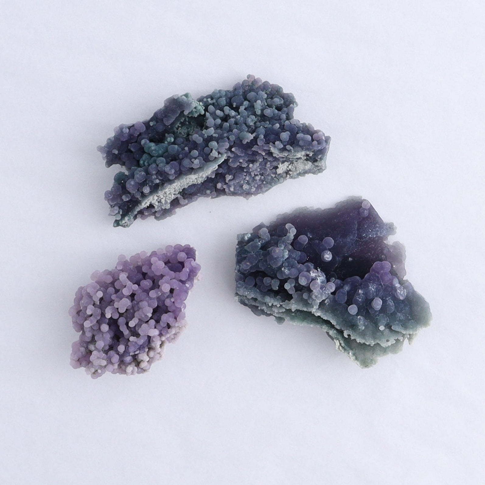 Grape Agate Cluster Set of 10 - Expert Wholesale and Supplier of Wholesale Crystals & Bulk Gemstones, ["Clusters","Grape agate","Indonesia"]