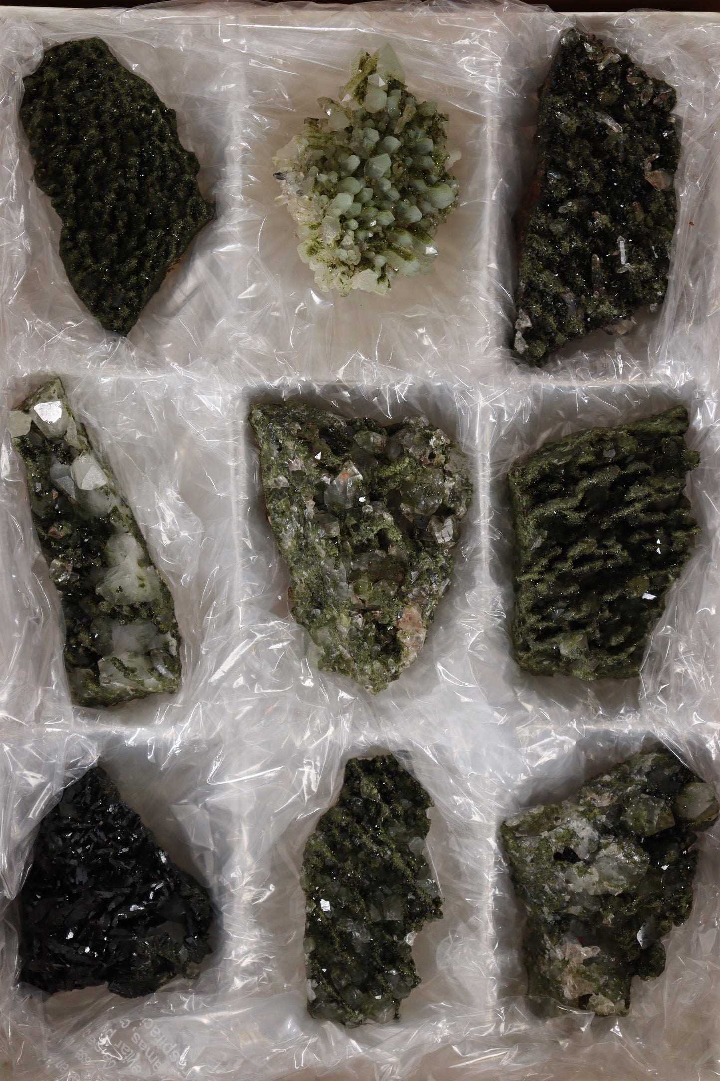 Epidote Flat - Expert Wholesale and Supplier of Wholesale Crystals & Bulk Gemstones, []
