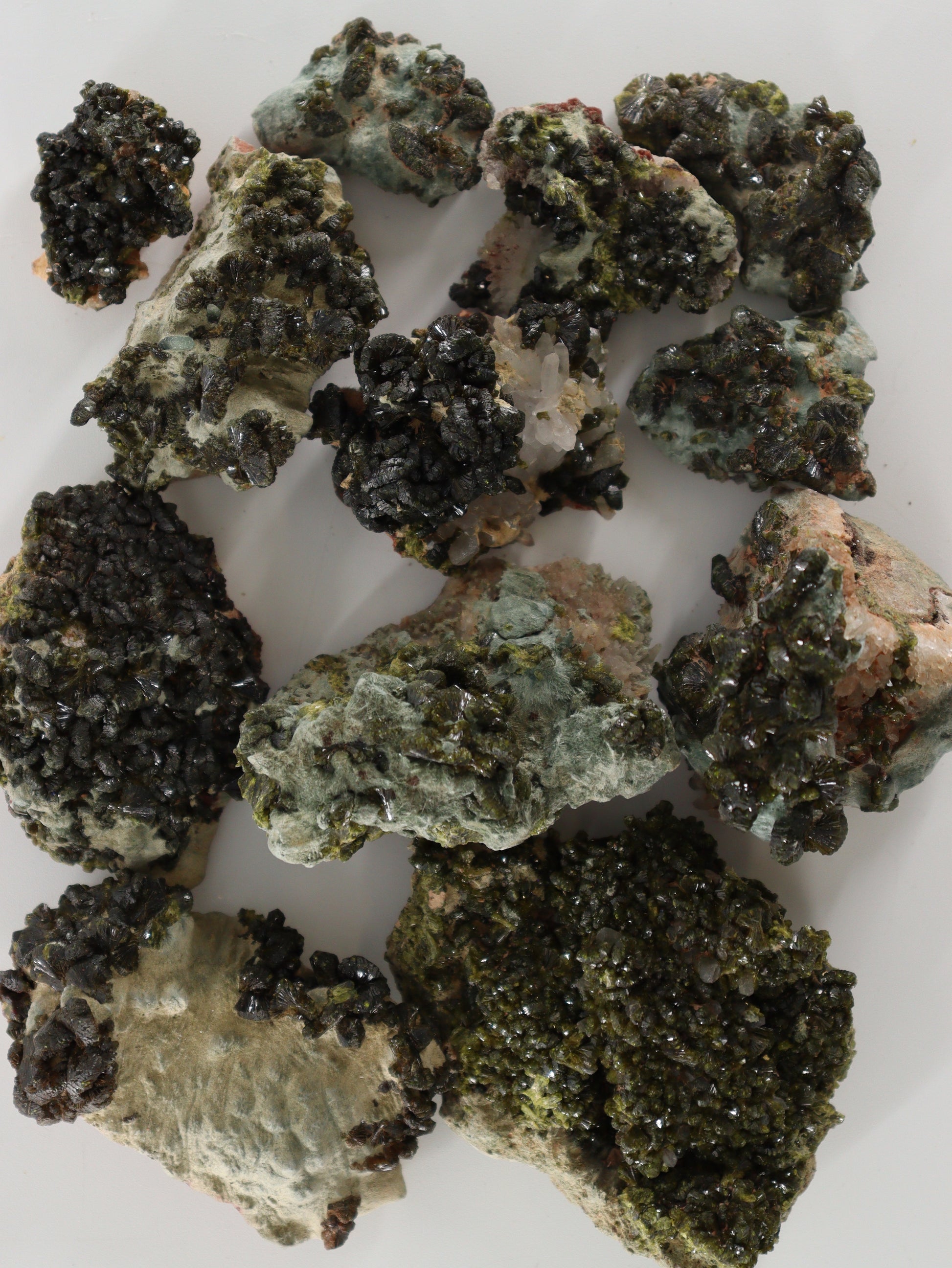 Moroccan Epidote - Expert Wholesale and Supplier of Wholesale Crystals & Bulk Gemstones, ["close_30"]