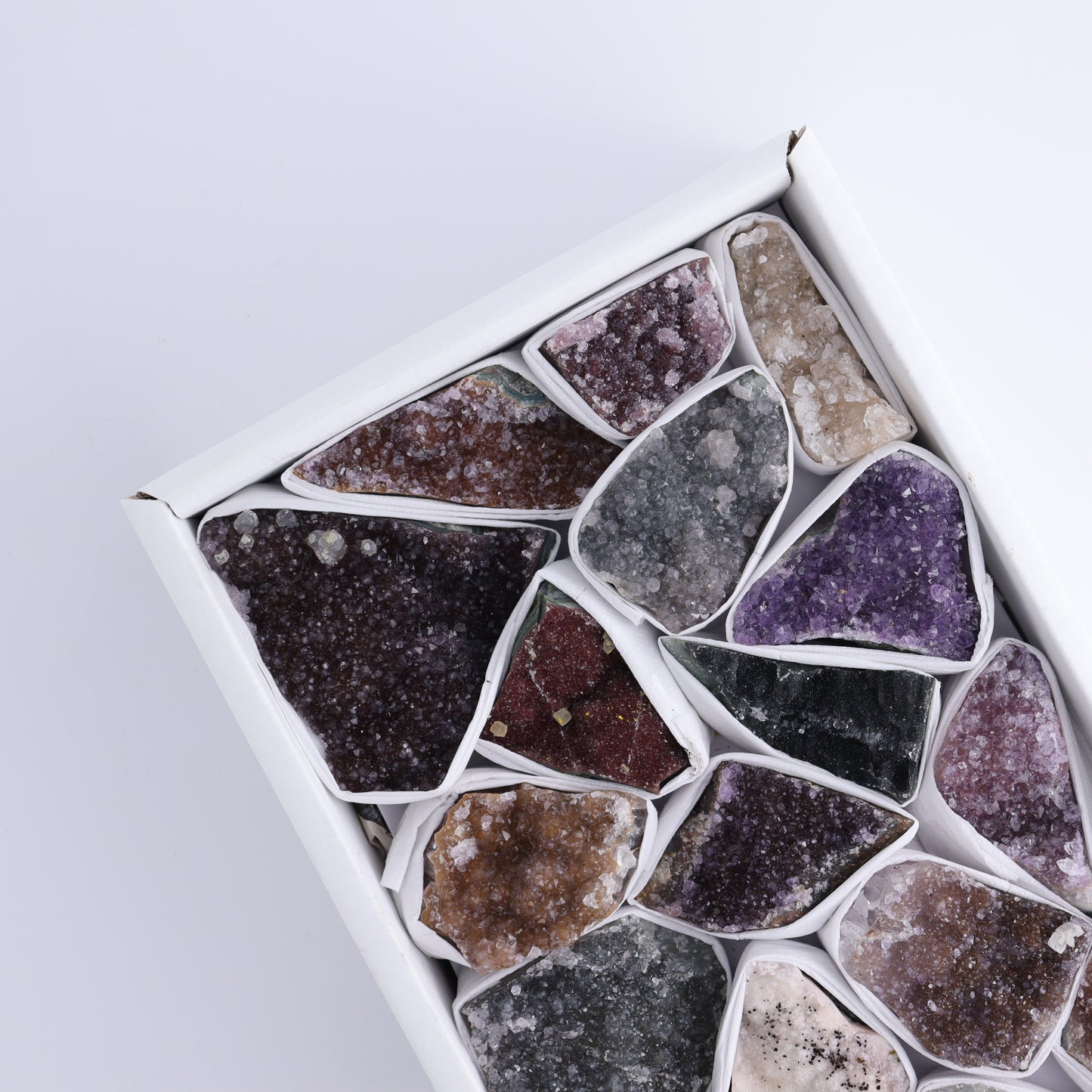 Uruguay Rainbow Amethyst Clusters Flat of 17 - Expert Wholesale and Supplier of Wholesale Crystals & Bulk Gemstones, ["Amethyst","Clusters","Rainbow Amethyst","Sugar Rainbow Amethyst","Uruguay"]