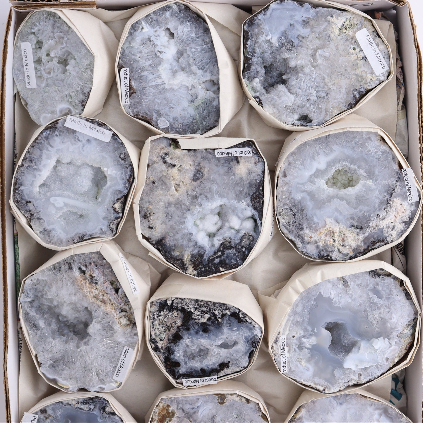 Trancas Geodes Set of 12 - Expert Wholesale and Supplier of Wholesale Crystals & Bulk Gemstones, ["flat","Flats","Geodes","Trancas"]