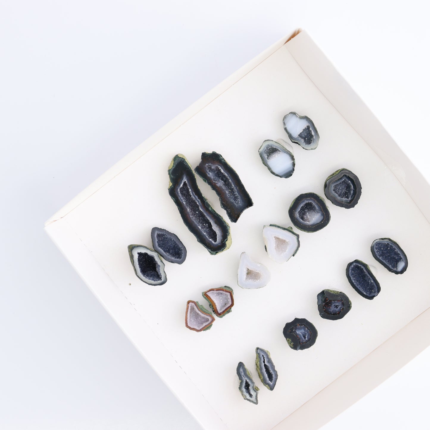 Tabasco Geodes 9 Pairs - Expert Wholesale and Supplier of Wholesale Crystals & Bulk Gemstones, ["Geodes","Tabasco Geode"]