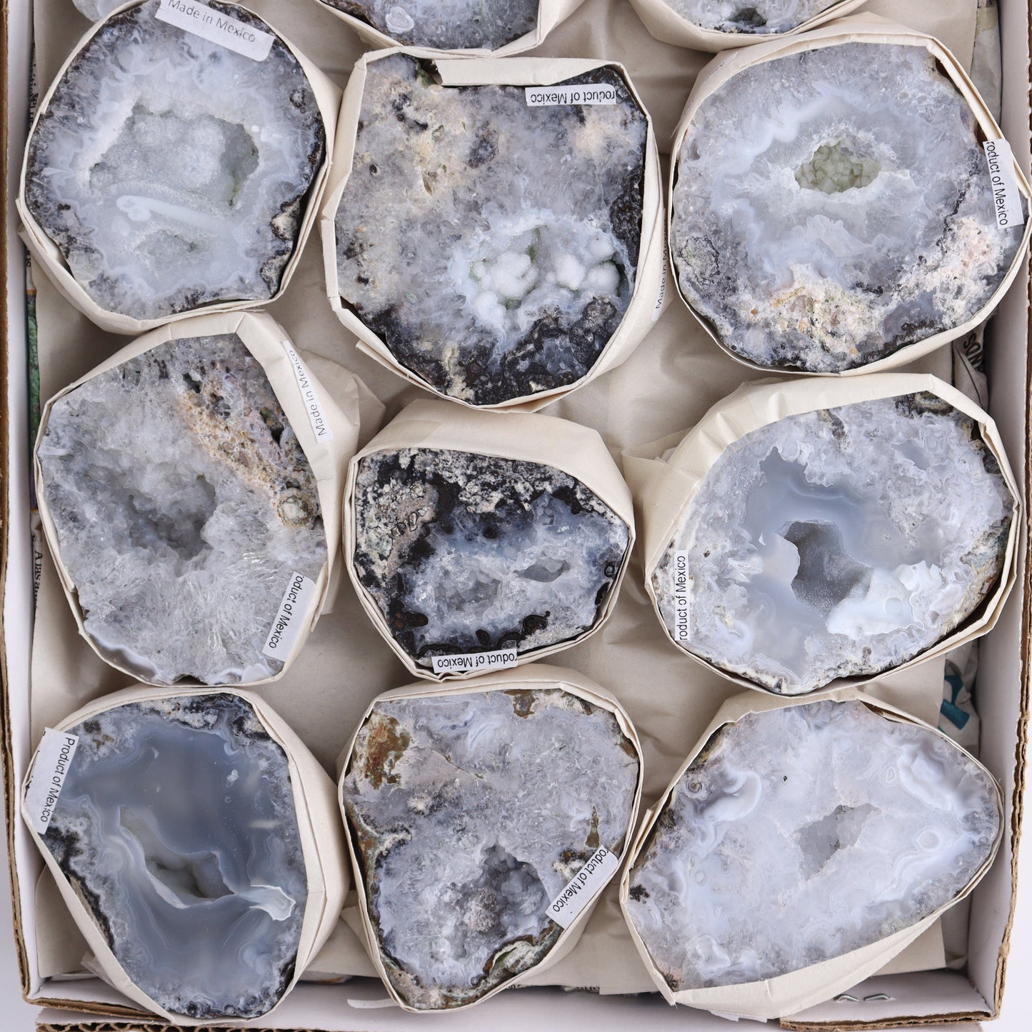 Trancas Geodes Set of 12 - Expert Wholesale and Supplier of Wholesale Crystals & Bulk Gemstones, ["flat","Flats","Geodes","Trancas"]