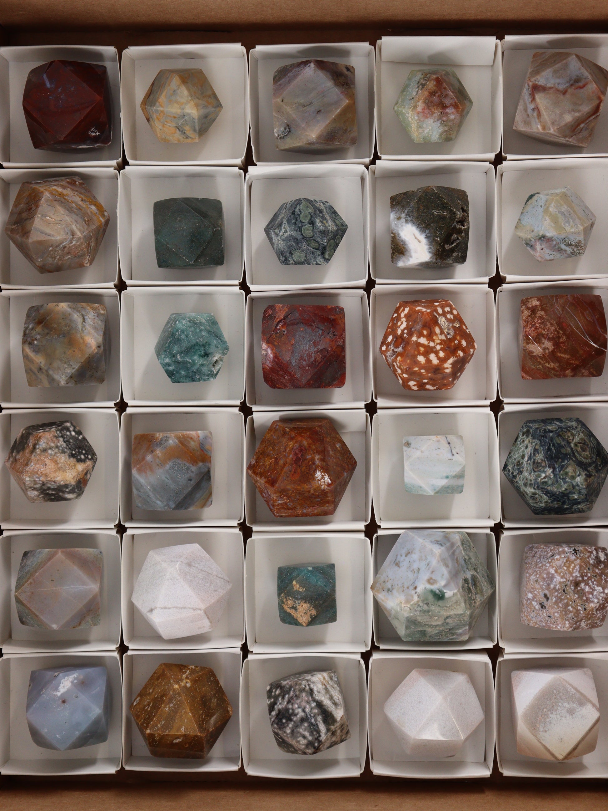 Ocean Jasper Freeform Flat - Expert Wholesale and Supplier of Wholesale Crystals & Bulk Gemstones, []