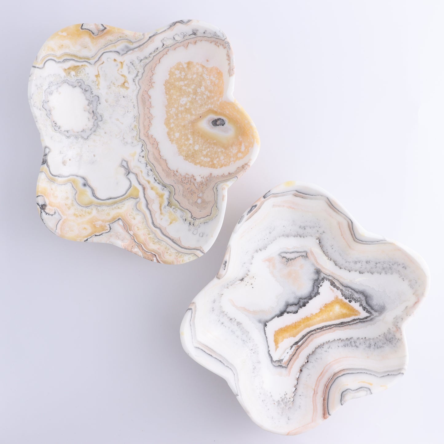 One Bowl Mexican Onyx/Calcite White Zebra - Expert Wholesale and Supplier of Wholesale Crystals & Bulk Gemstones, ["bowl","Calcite","Catalog Onyx","Decorative Dish","Mexico","onyx"]