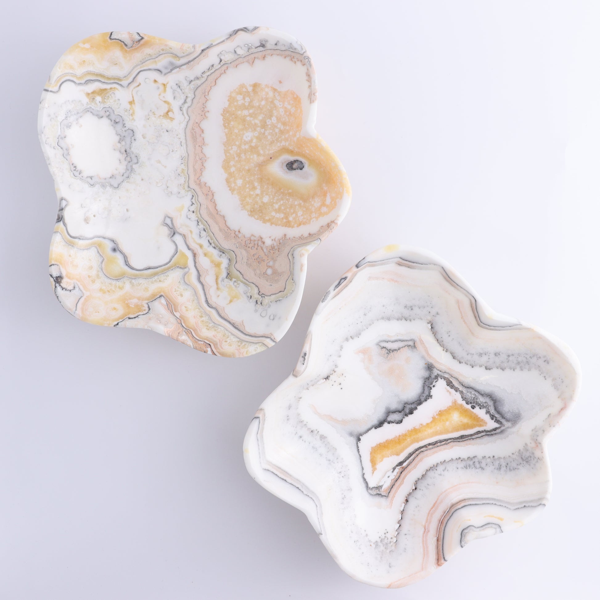 One Bowl Mexican Onyx/Calcite White Zebra - Expert Wholesale and Supplier of Wholesale Crystals & Bulk Gemstones, ["bowl","Calcite","Catalog Onyx","Decorative Dish","Mexico","onyx"]