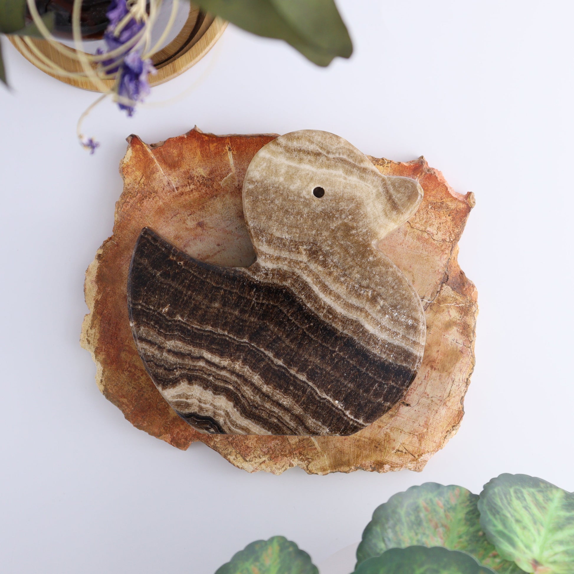 One Chocolate Onyx Duck - Expert Wholesale and Supplier of Wholesale Crystals & Bulk Gemstones, ["Catalog Onyx","onyx","Whale","White onyx"]