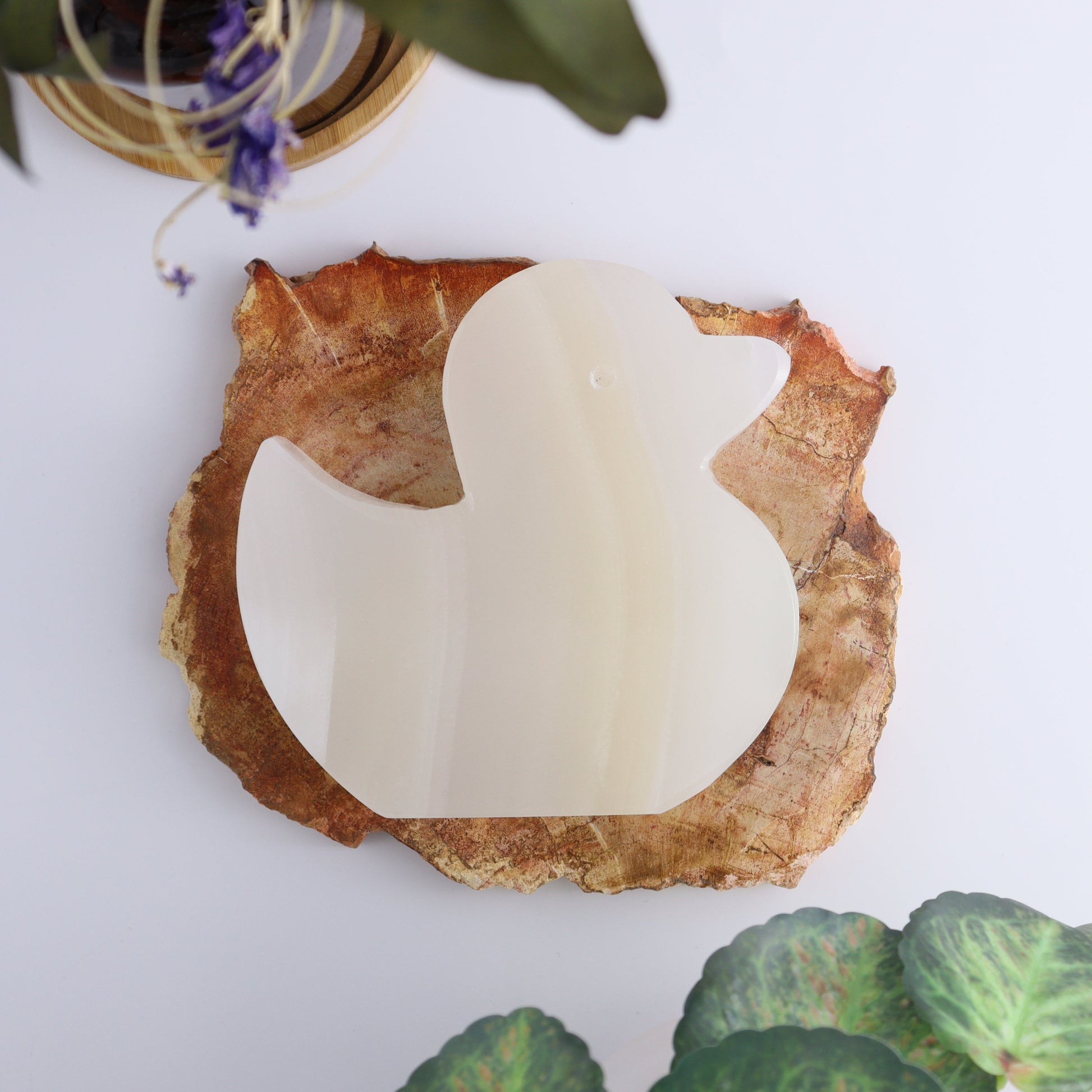 One White Onyx Duck - Expert Wholesale and Supplier of Wholesale Crystals & Bulk Gemstones, ["Catalog Onyx","onyx","Whale","White onyx"]