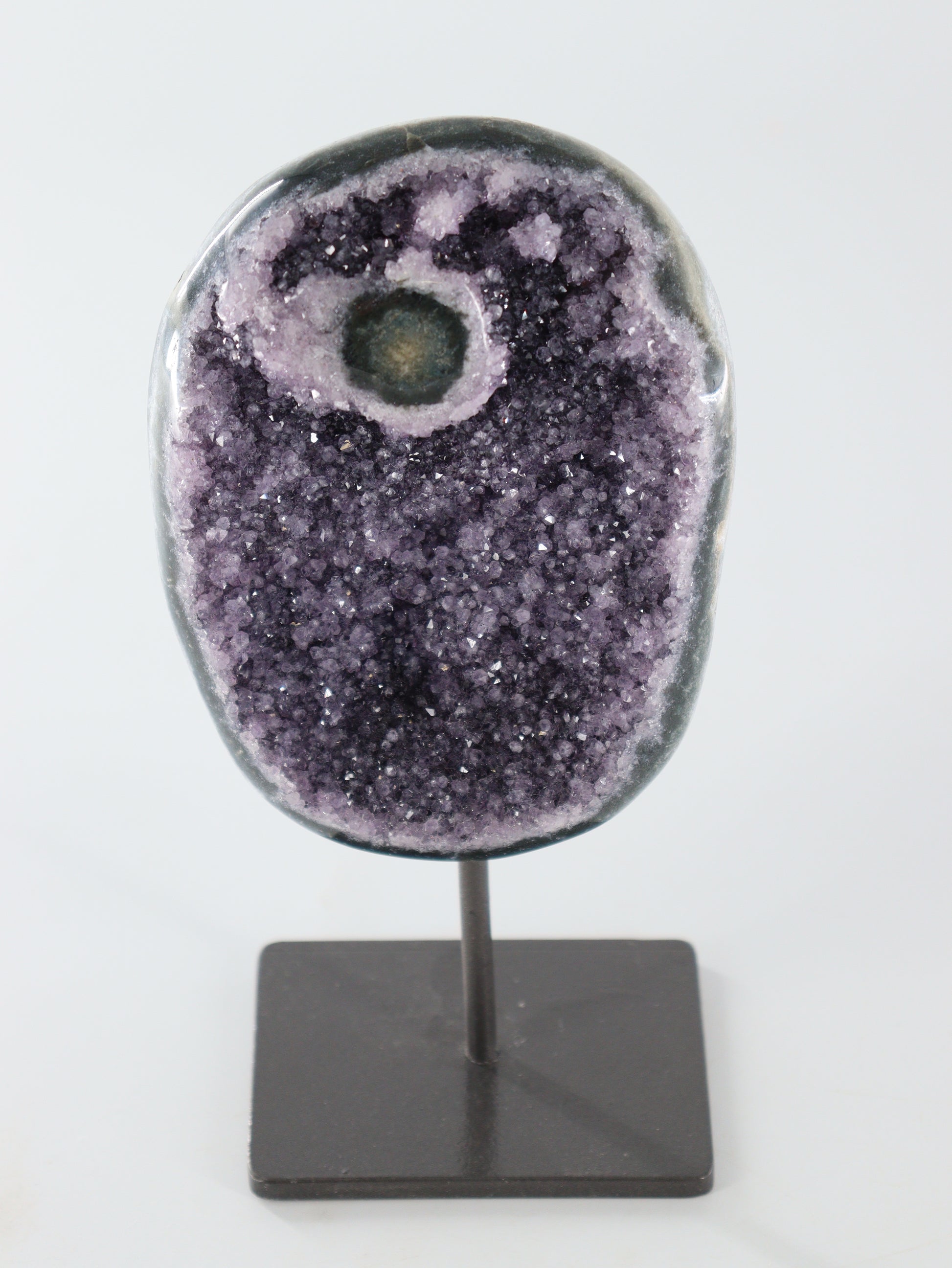 Amethyst On Pin - Expert Supplier of Wholesale Crystals & Bulk Gemstones