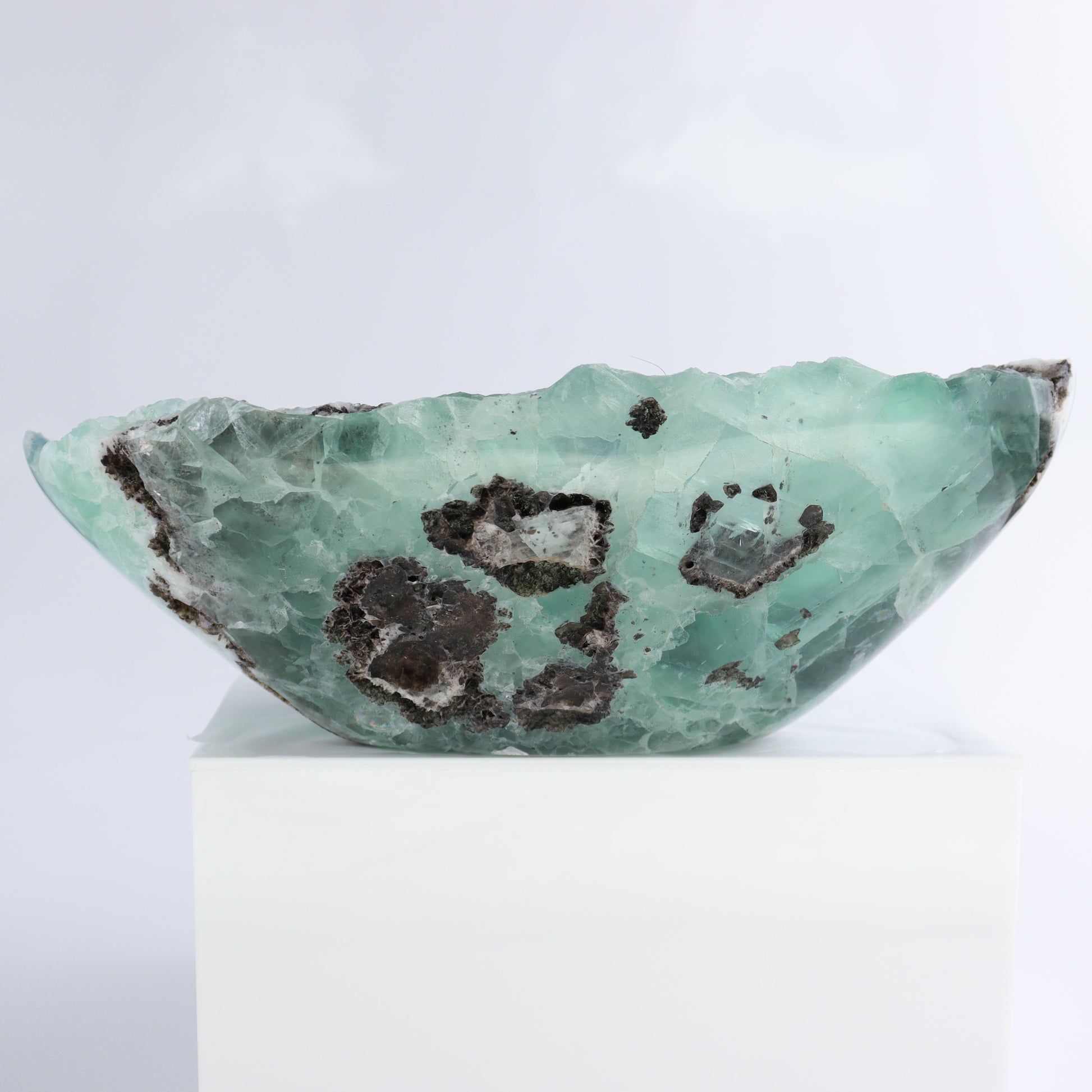 Fluorite Bowl - Expert Wholesale and Supplier of Wholesale Crystals & Bulk Gemstones, ["Bowls","Fluorite","Mexico"]