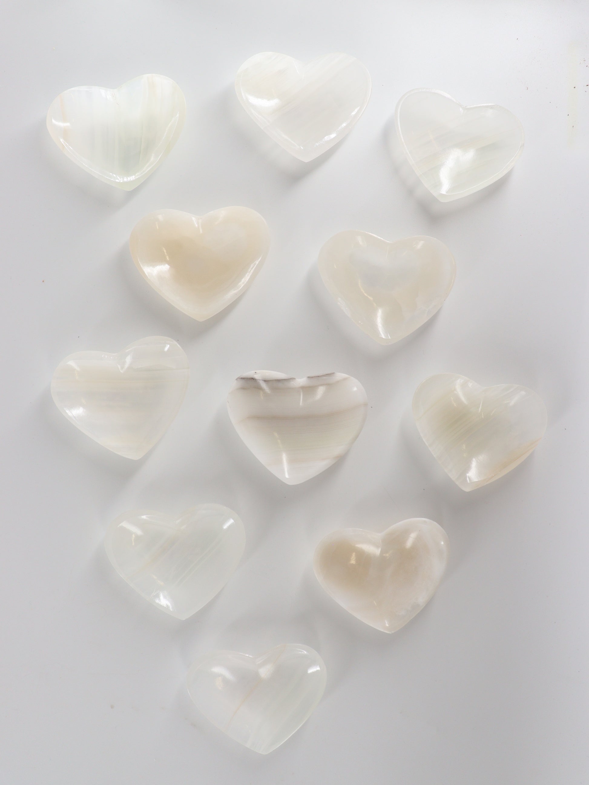 White Onyx Heart Dishes - Expert Supplier of Wholesale Crystals & Bulk Gemstones