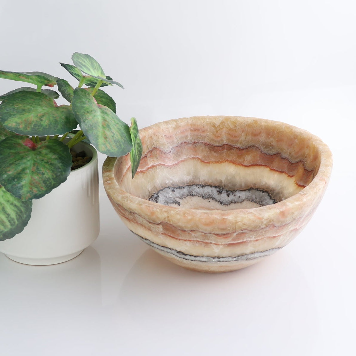 Mexican Onyx/Calcite Bowl 10"