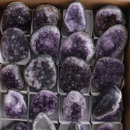 Amethyst Clusters Set of 24 - Expert Wholesale and Supplier of Wholesale Crystals & Bulk Gemstones, ["Amethyst","Clusters"]