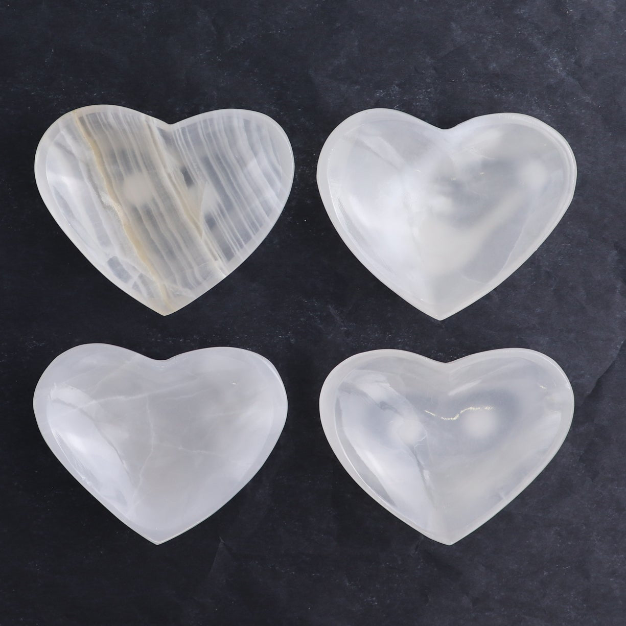 One Mexican Onyx/Calcite White Heart Dish