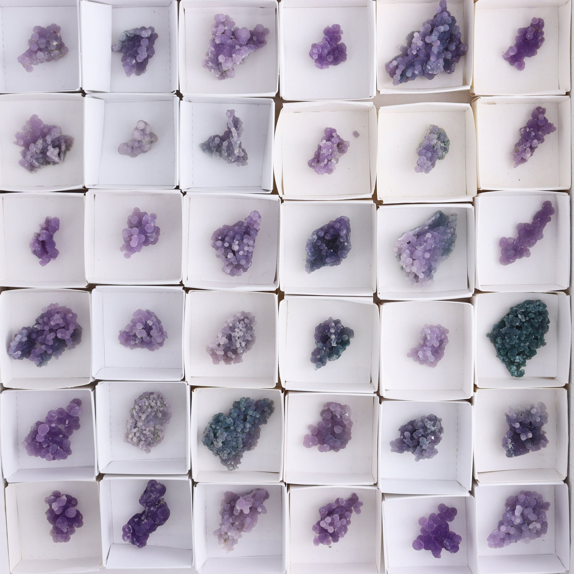 Grape Agate Cluster Set of 54 - Expert Wholesale and Supplier of Wholesale Crystals & Bulk Gemstones, ["Clusters","Grape agate","Indonesia"]