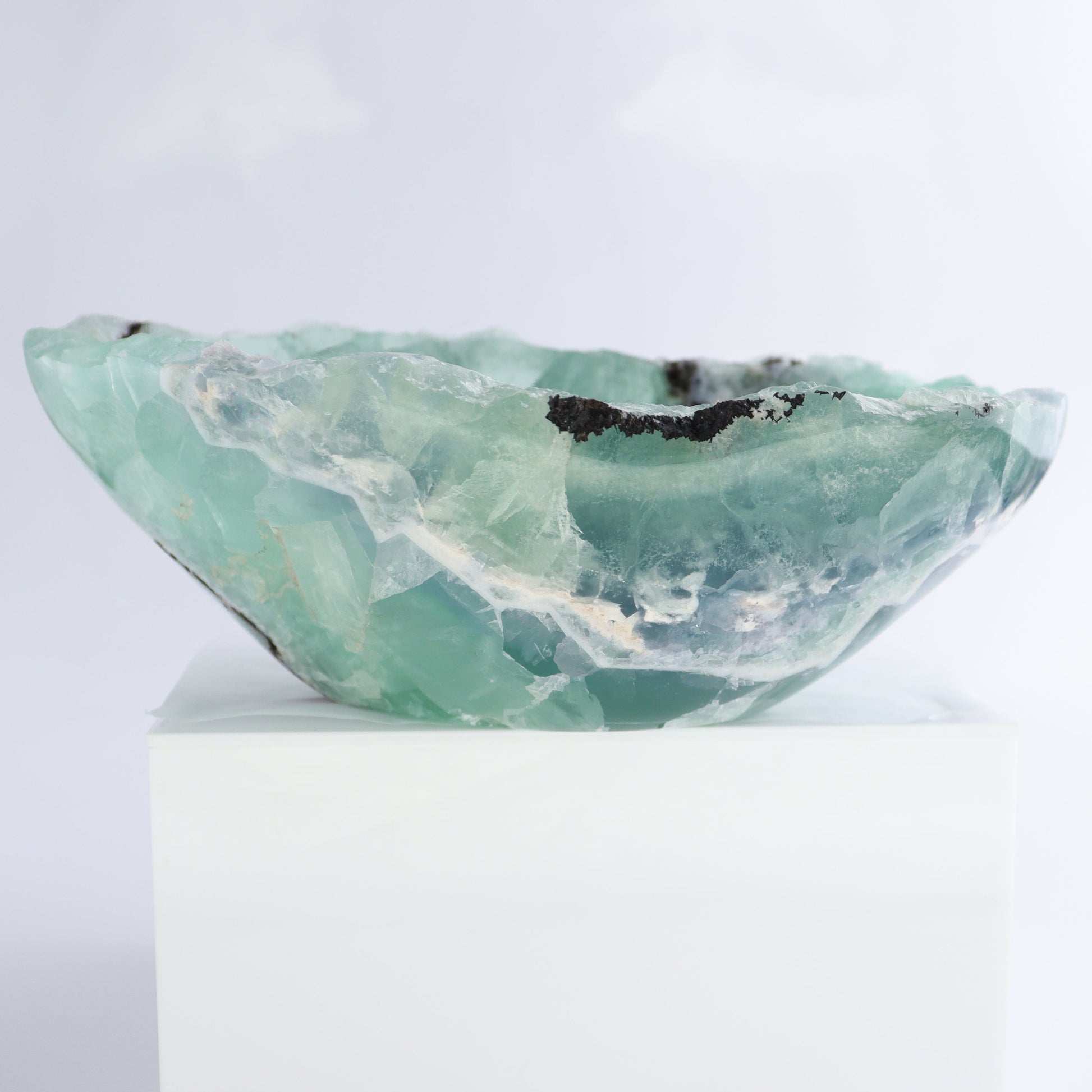 Fluorite Bowl - Expert Wholesale and Supplier of Wholesale Crystals & Bulk Gemstones, ["Bowls","Fluorite","Mexico"]